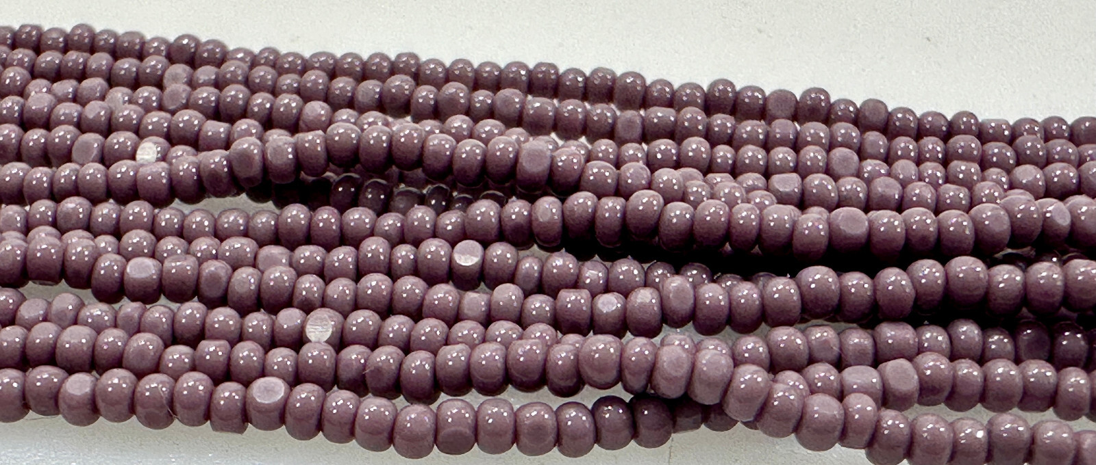 Half Hank of 11/0 Cut Opaque Seed Beads – Mauve