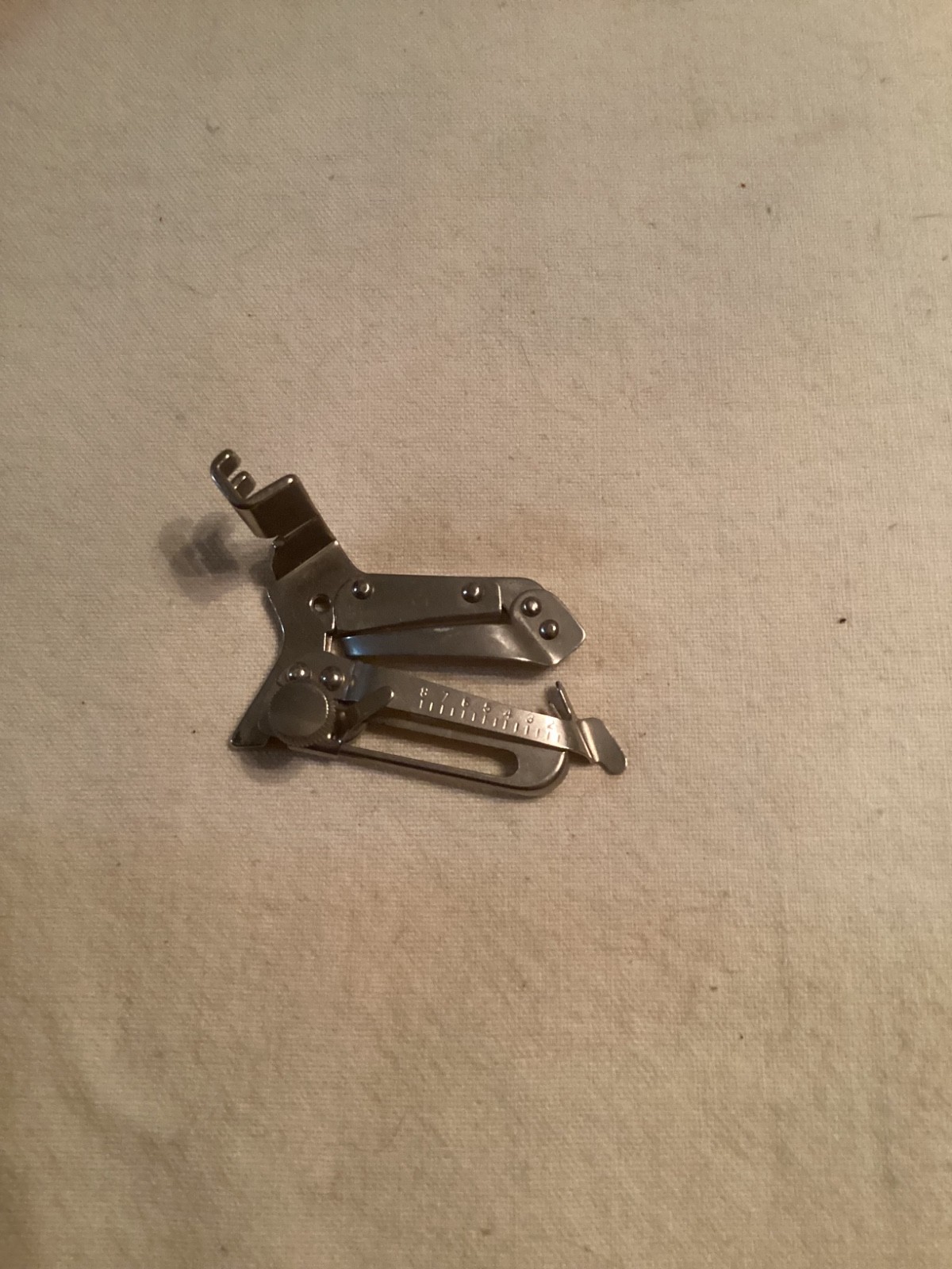 SINGER Sewing Machine Attachments Original Box Multiple Parts