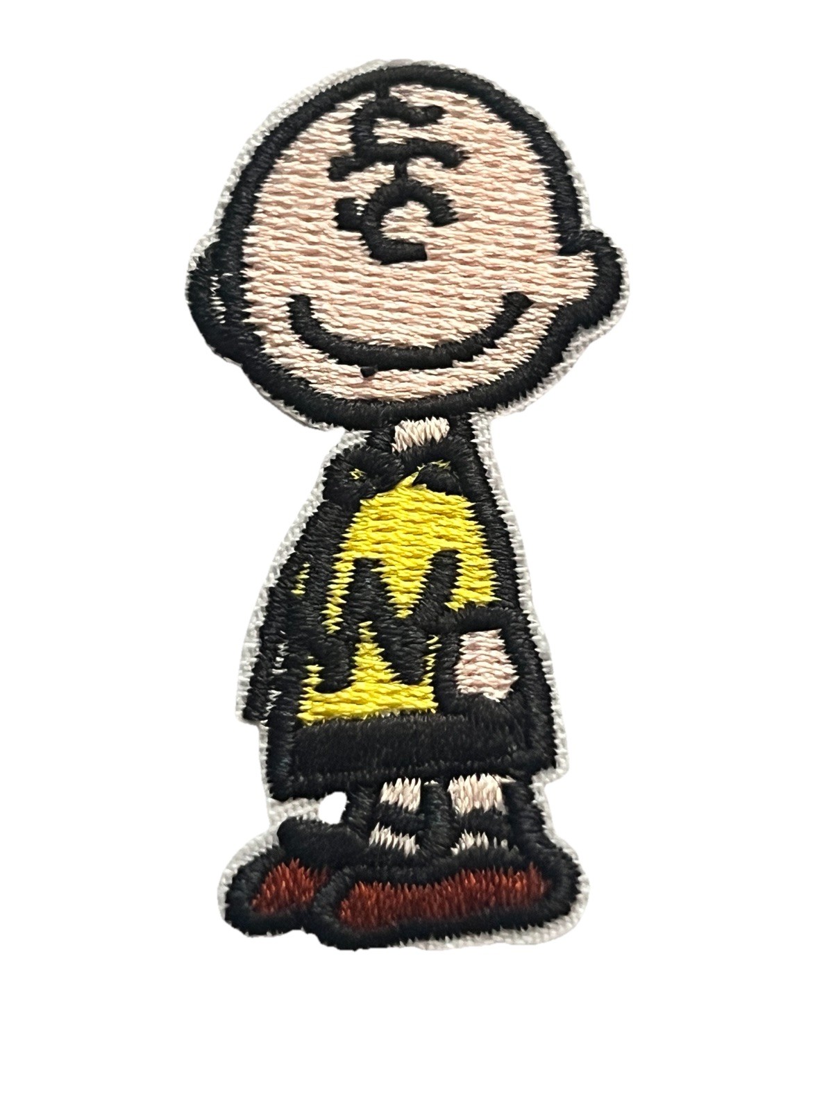 CHARLIE BROWN – PEANUTS COMIC STRIP – Embroidered Iron On Patch