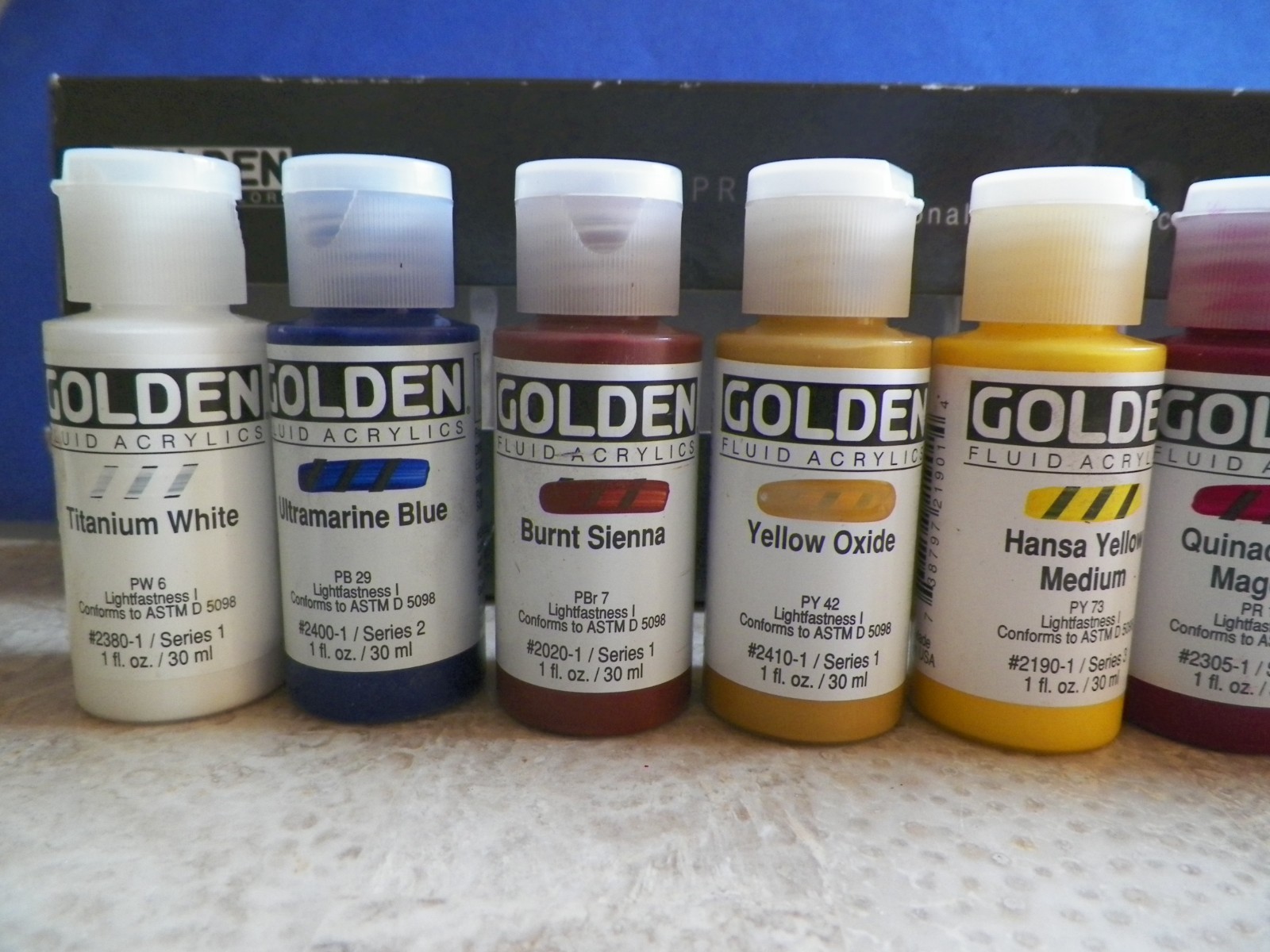 Golden Artist Fluid Mixing Acrylic Paint 1 oz Lot of 9 Bottles “Read”