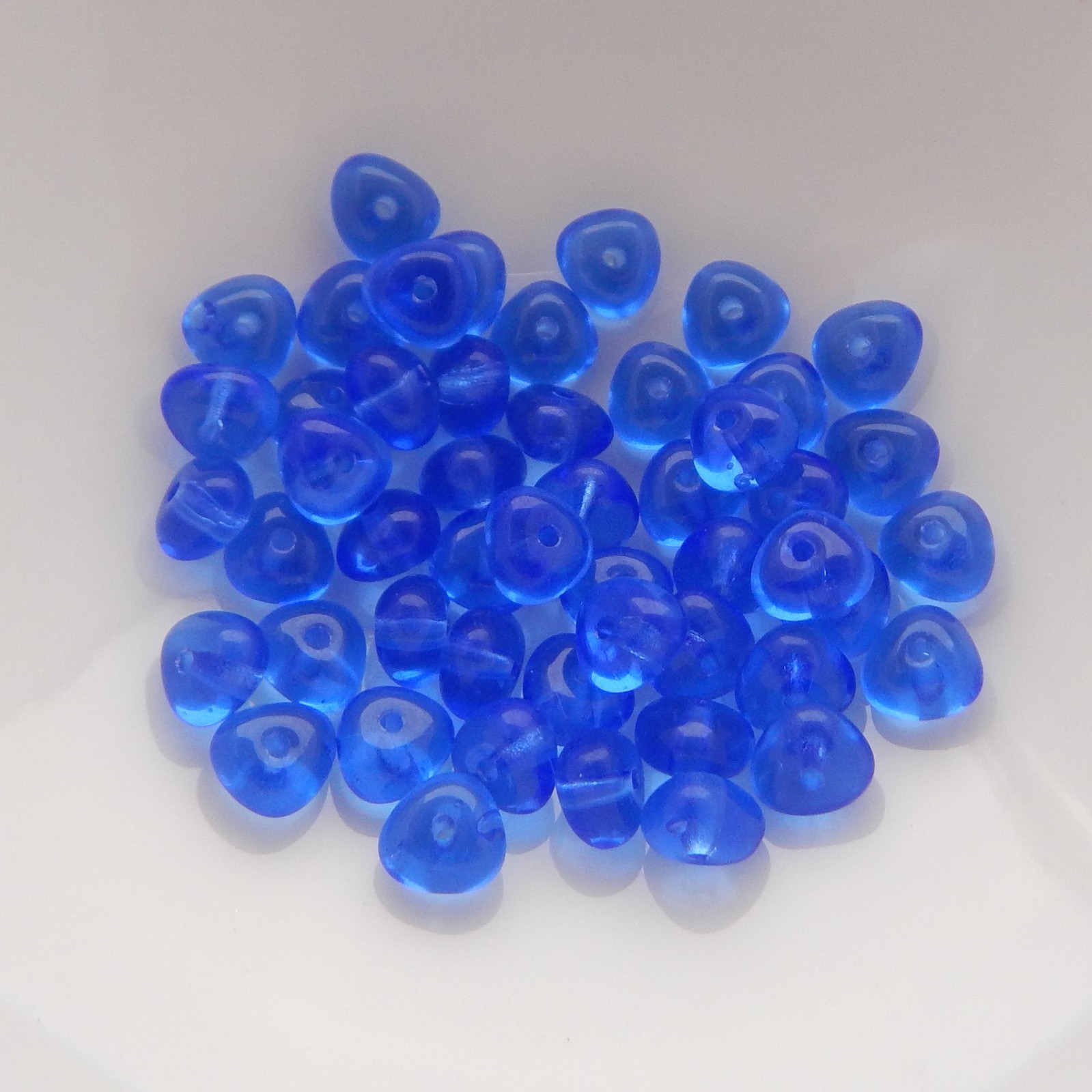 4x6mm Potato Pebble Beads (50 beads) Czech Glass Pressed Beads (Sapphire)