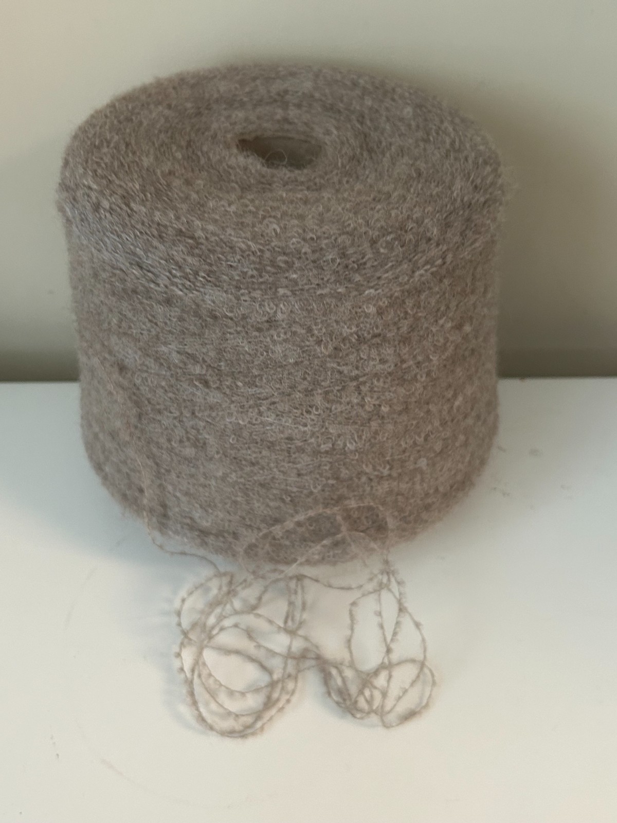 Spool Cone NOVELTY Soft 1/8 Baby Alpaca Yarn w/Nylon 2lb 2oz 984gr 5020 Brown H