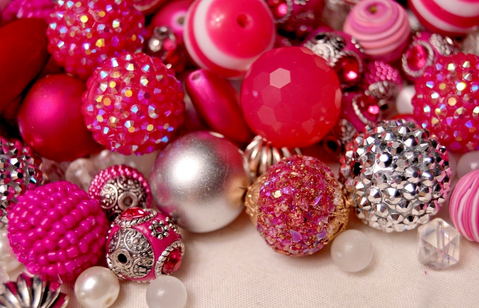 “Magenta” Bead Mix, Large Boho, Resin, Glass Beads 8mm to 28mm BM312