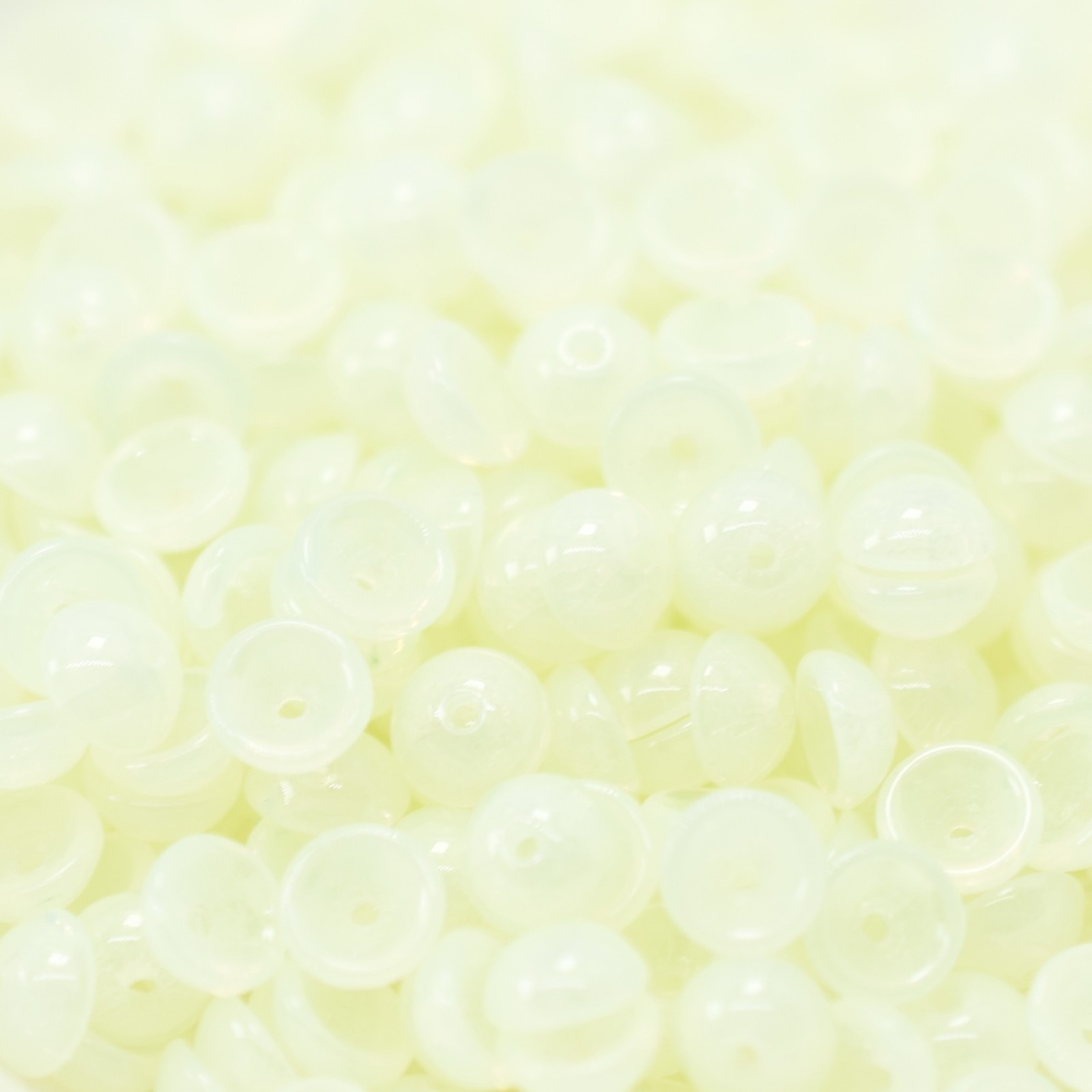 4x2mm Teacup 100 Beads – Milky Jonquil – Czech Glass Beads