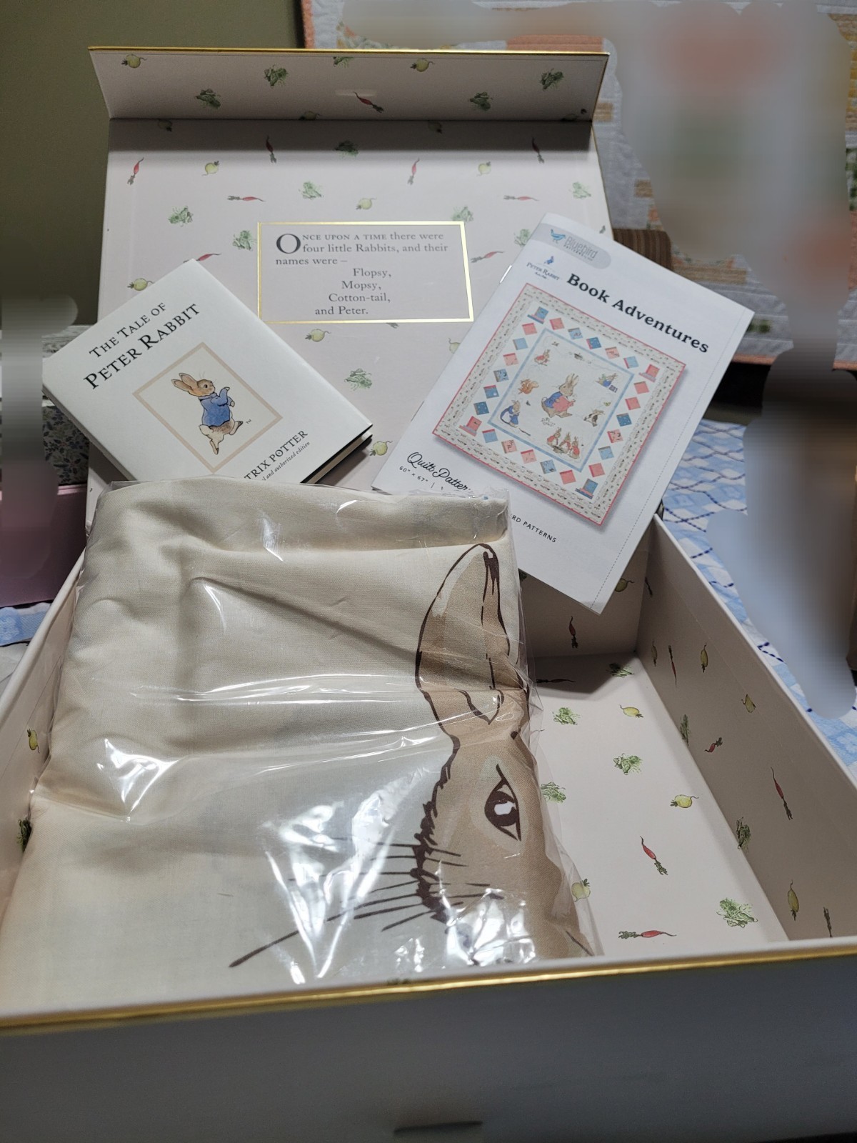 Riley BLAKE designs 2024 Peter Rabbit Boxed Quilt Kit With Book And Doll Panel