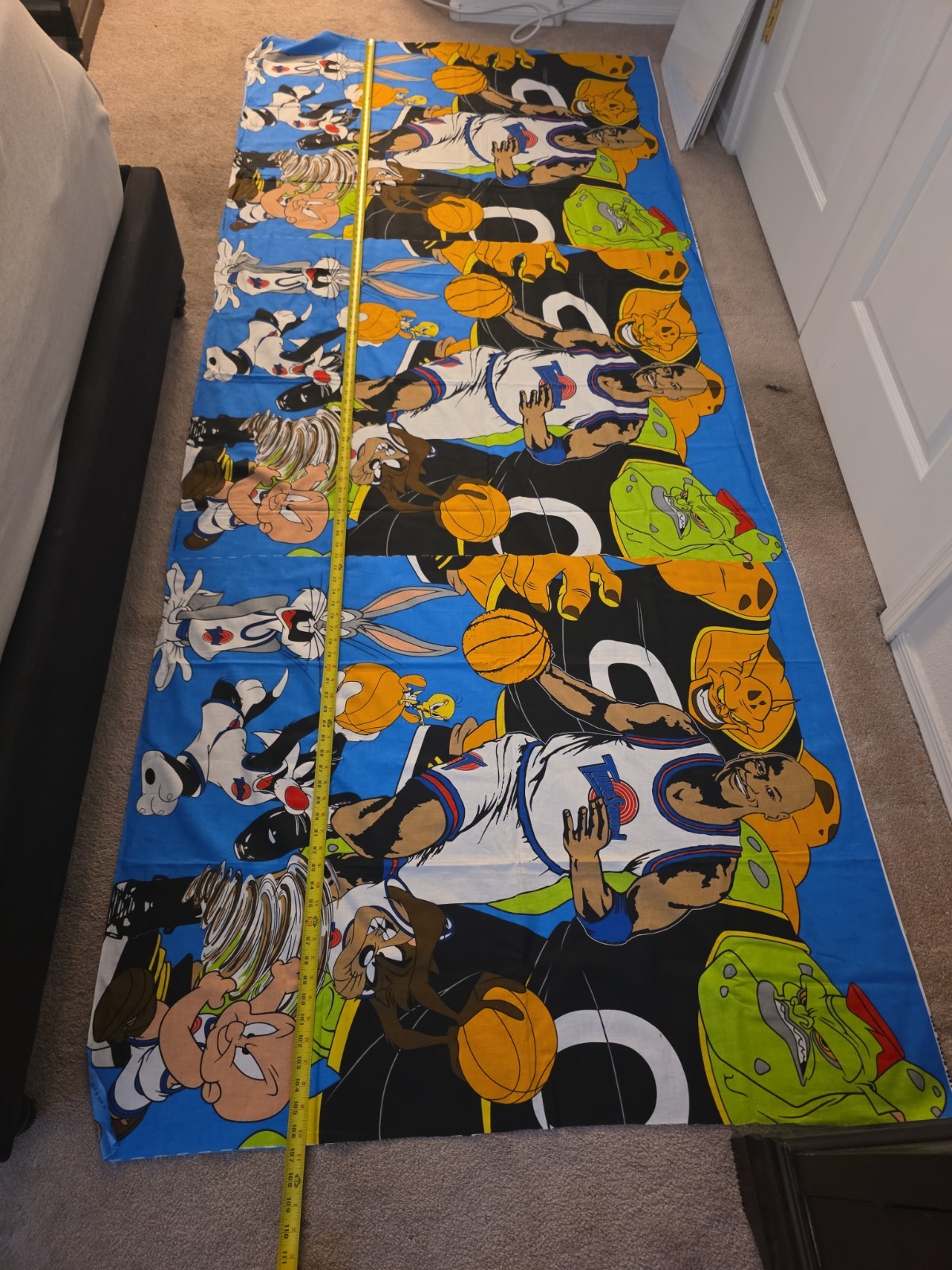 Rare 1996 Warner Bros Space Jam Fabric 3 Uncut Panels Jordan Bugs Taz Crafting