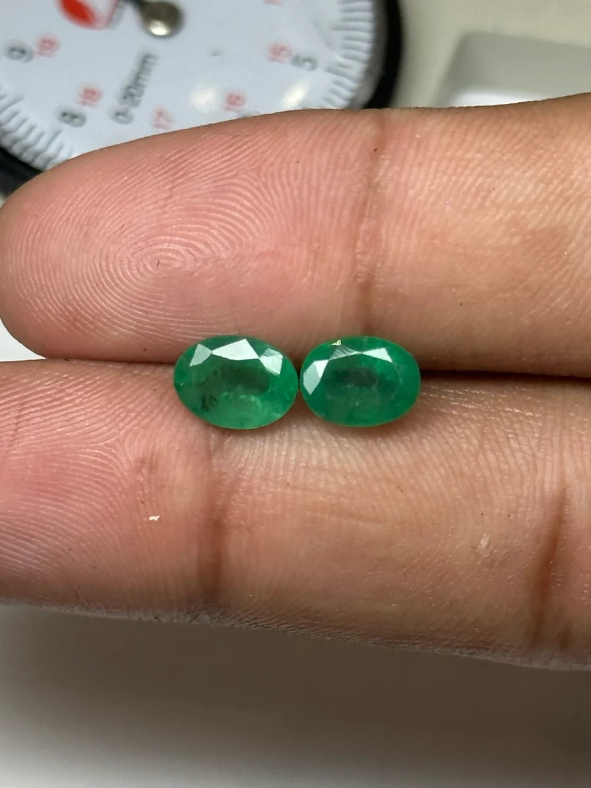 Natural Emerald vivid Green Oval Cut 7×5 MM Pair Loose Gemstone For Jewelry