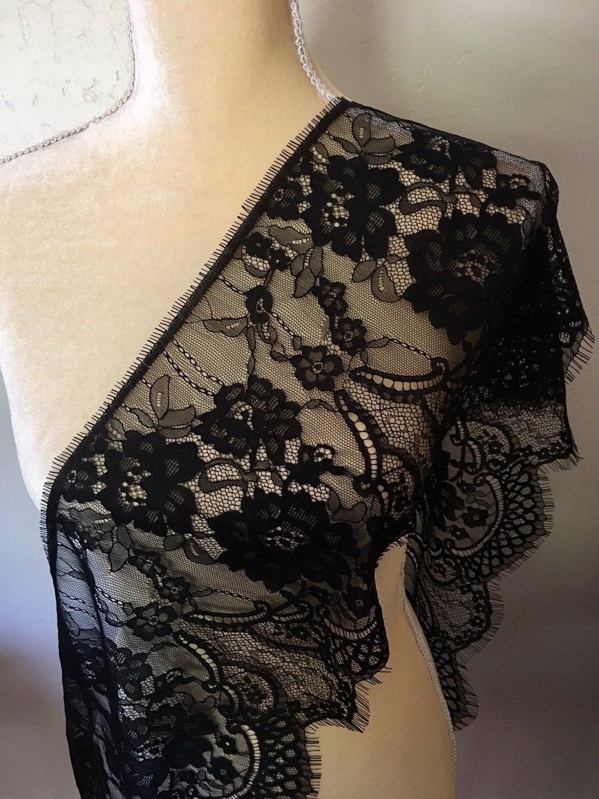 3 Yards Black Floral Embroidered Eyelash Mesh Lace Trim/ Sewing/Crafts/10″ Wide
