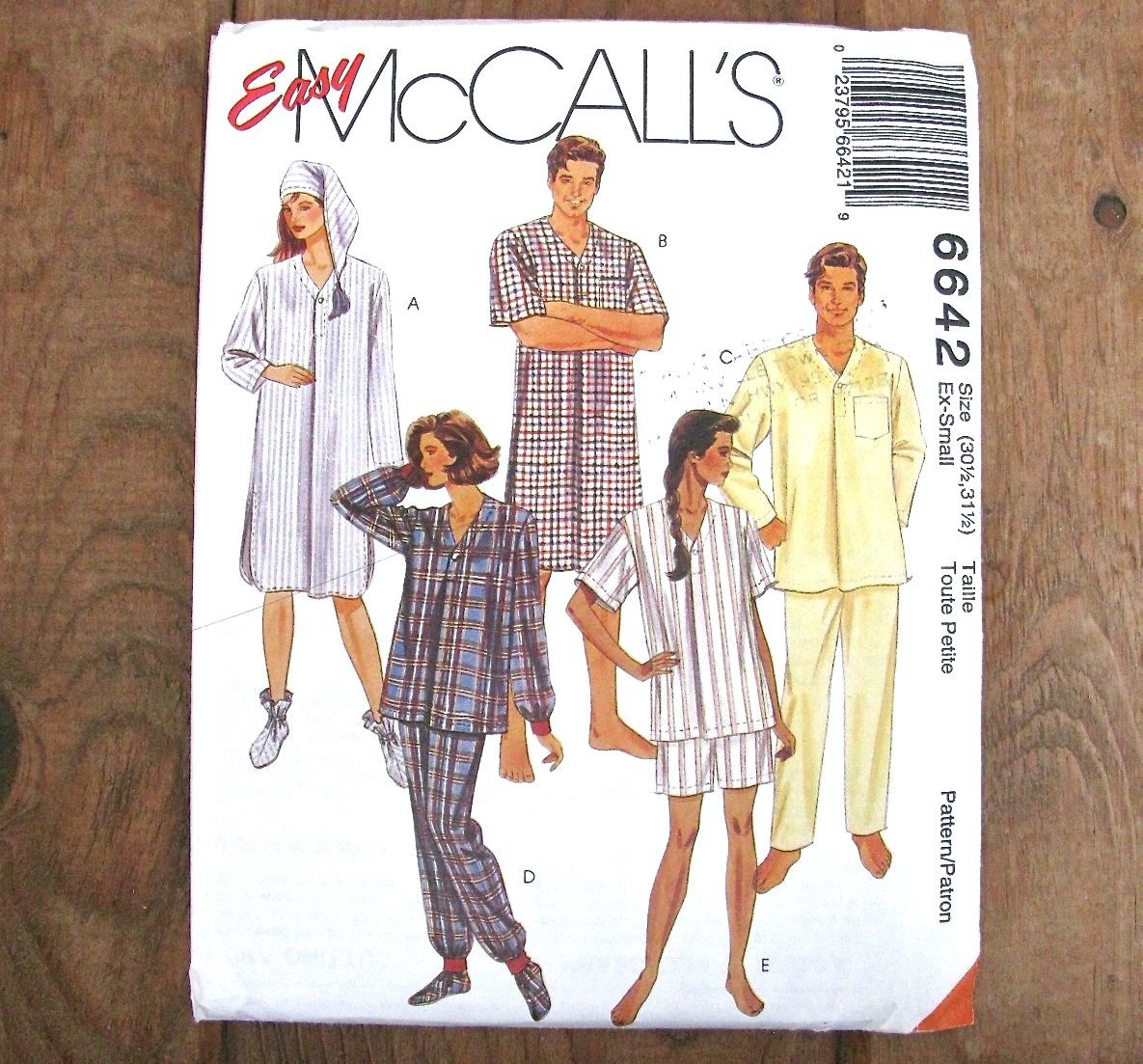 Sleepwear Sewing Pattern Unisex Nightshirt Pajamas McCalls 6642 Size XS Uncut