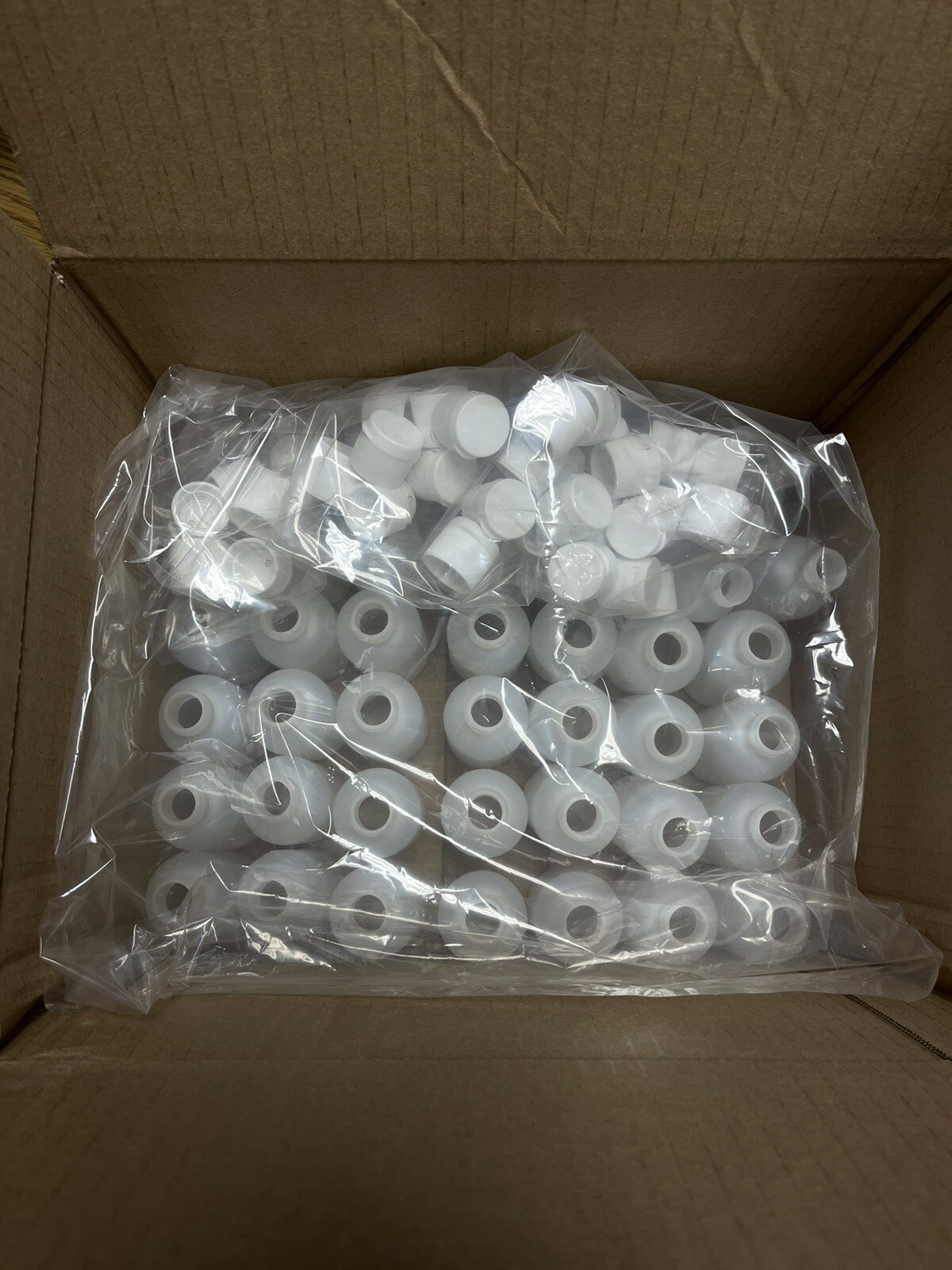 100 pack- 2oz (60mL) Plastic Boston Round Squeeze Bottles (With Caps) GOOD QUAL