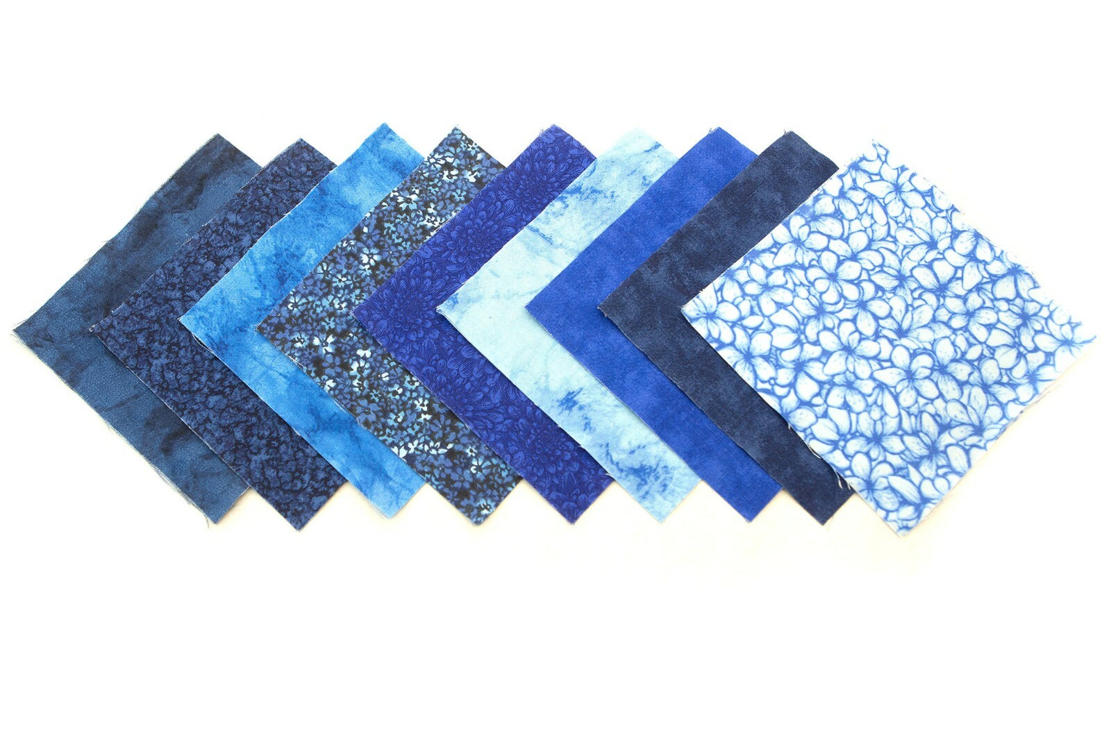 18-pc It’s All Blue Jelly Roll 2.5″ pre-cut 100% cotton fabric quilting strips