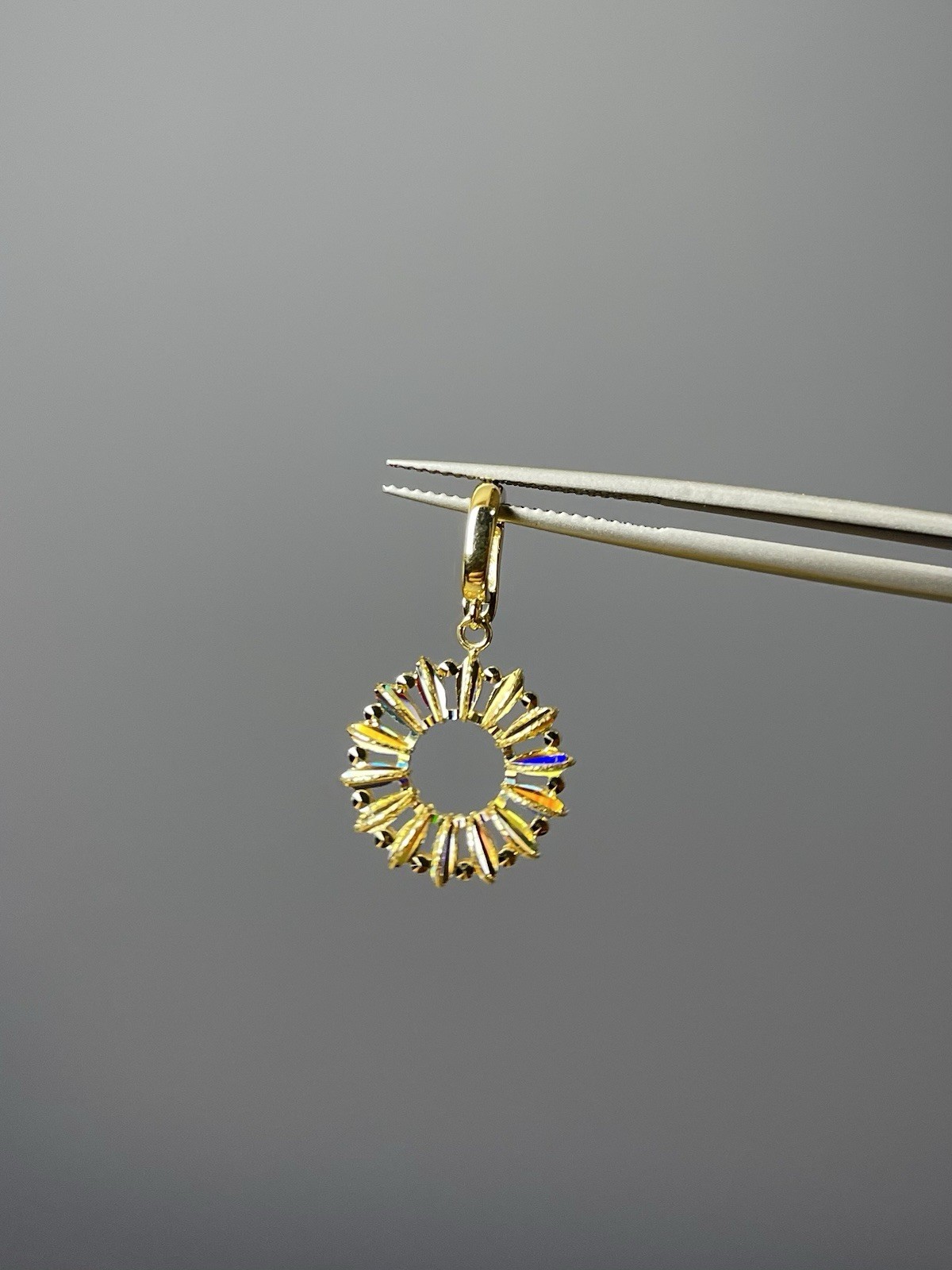 18k Yellow Gold Sun Circle Pendant Charm 2.30g Made in Italy