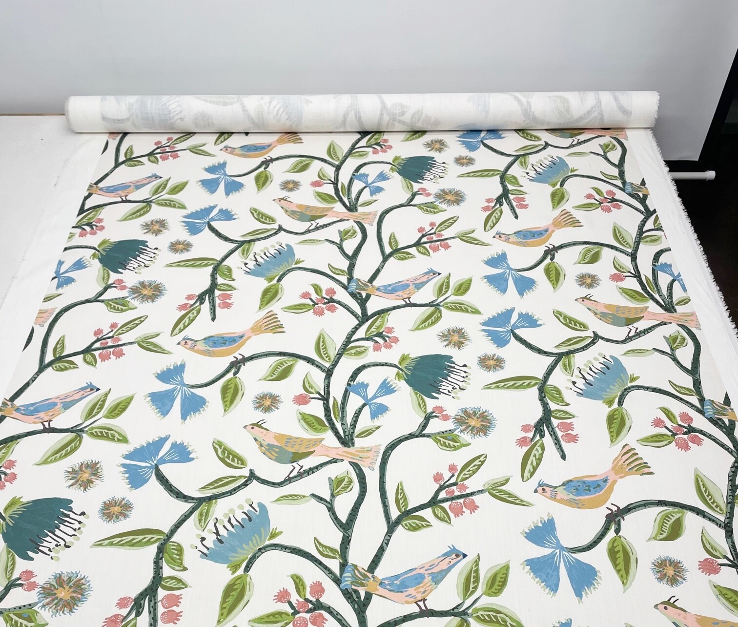 BALLARD DESIGNS LYLE GREEN BLUE LUSH LEAVES VINE SONGBIRDS FABRIC BY YARD 54″W