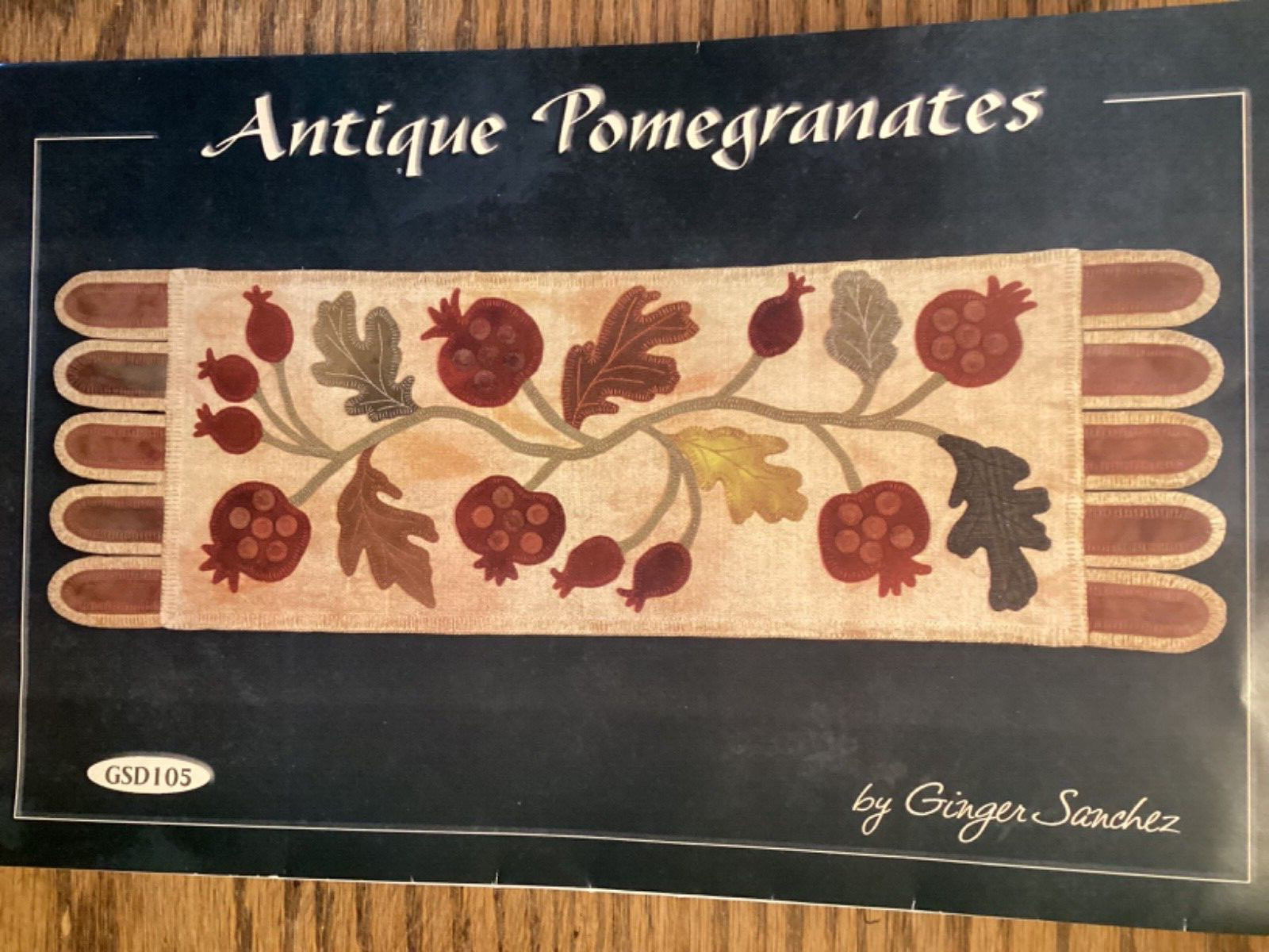 PATTERN Wool Felt Fall Pumpkins Table Runner Penny Rug NEW Ginger Sanchez LOOK!