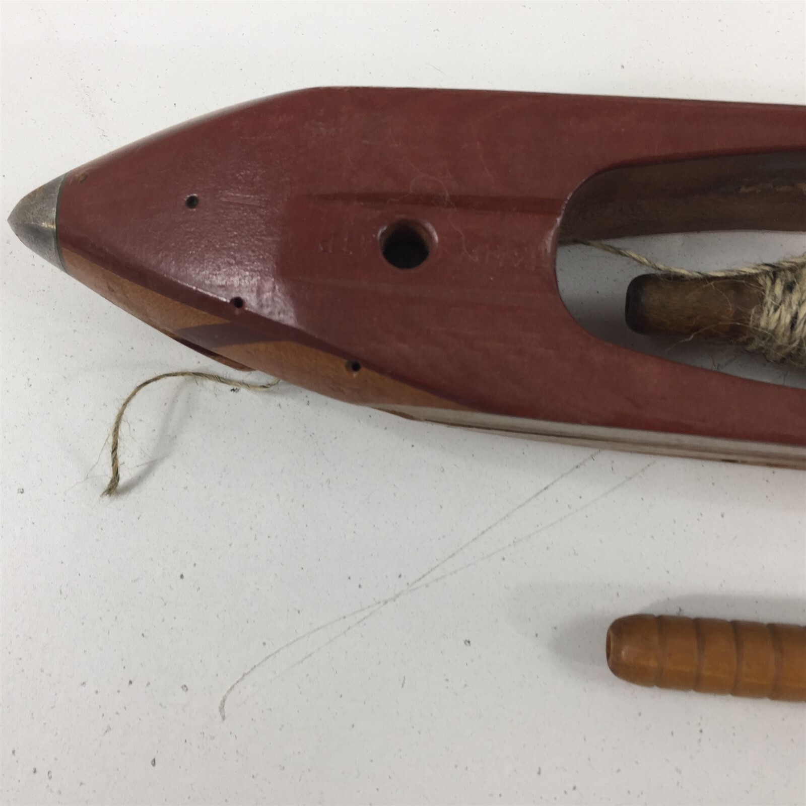 Antique Wooden Loom Weaving Fly Shuttle 18″ – 1 Unit – SH 353 – 2 Bobbin