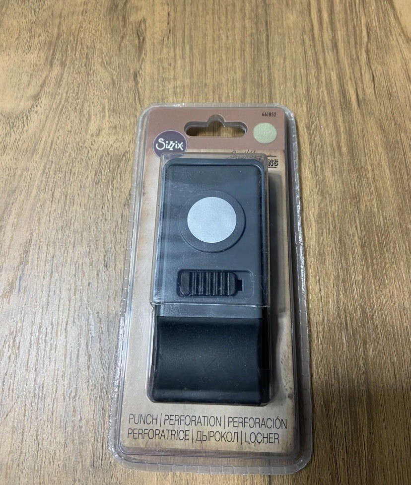 Sizzix Paper Punch 1-1/4 Circle Stamping Paper Punch Tim Holtz