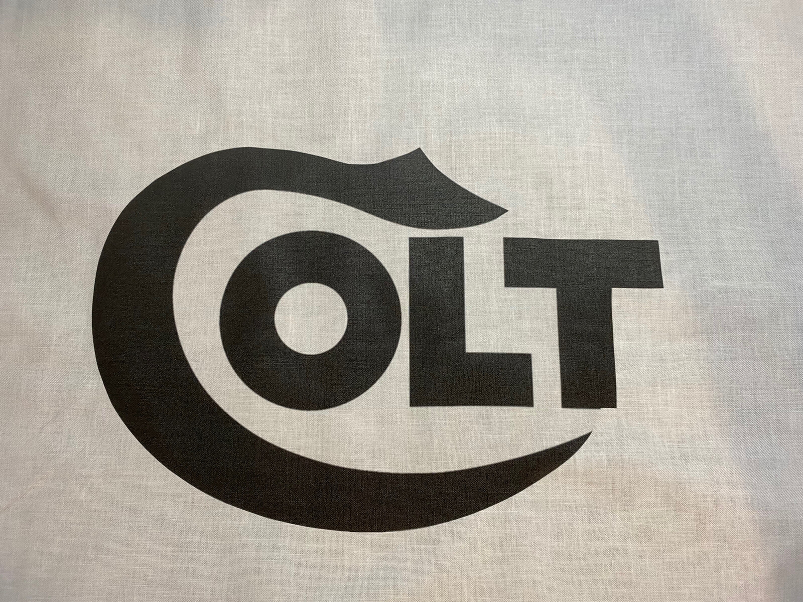 1 COLT Word LOGO ON 18X18 SEWING BLOCK QUILT FABRIC “HAND GUNS 22 PISTOLS RIFLE