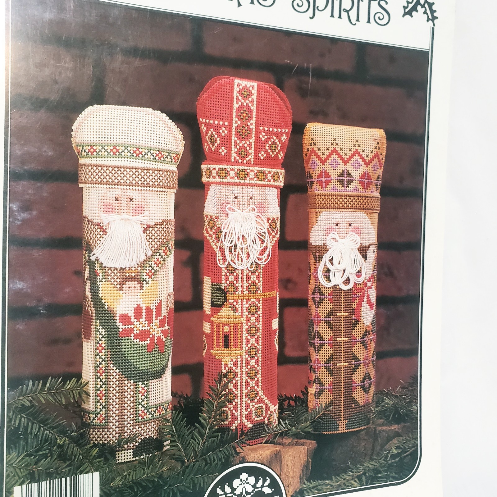 Christmas Spirts Old World Santa Perforated Paper Cross Stitch Astor Place HS127