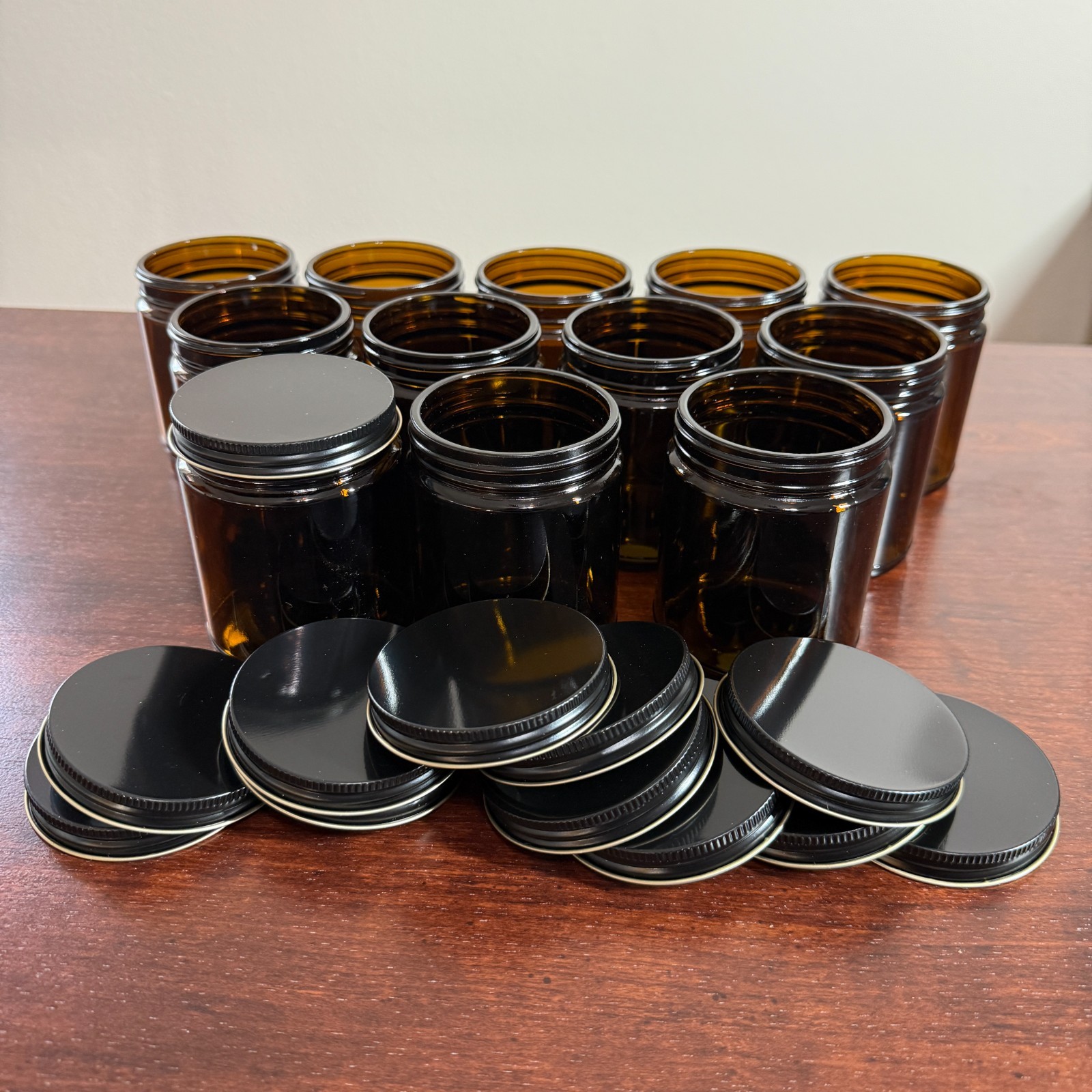Amber Glass Round Candle Container 9 Oz Glossy 12 Pack Case W/ Tin Lids
