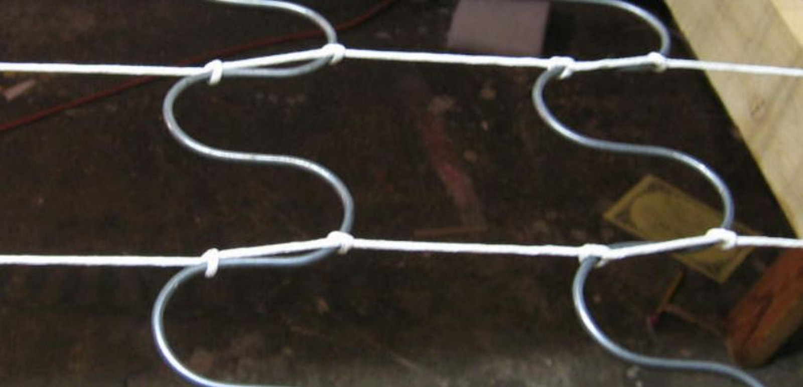 Regular-10′ Feet 11 gauge Zig Zag Springs Furniture-Auto Upholstery-Made In USA