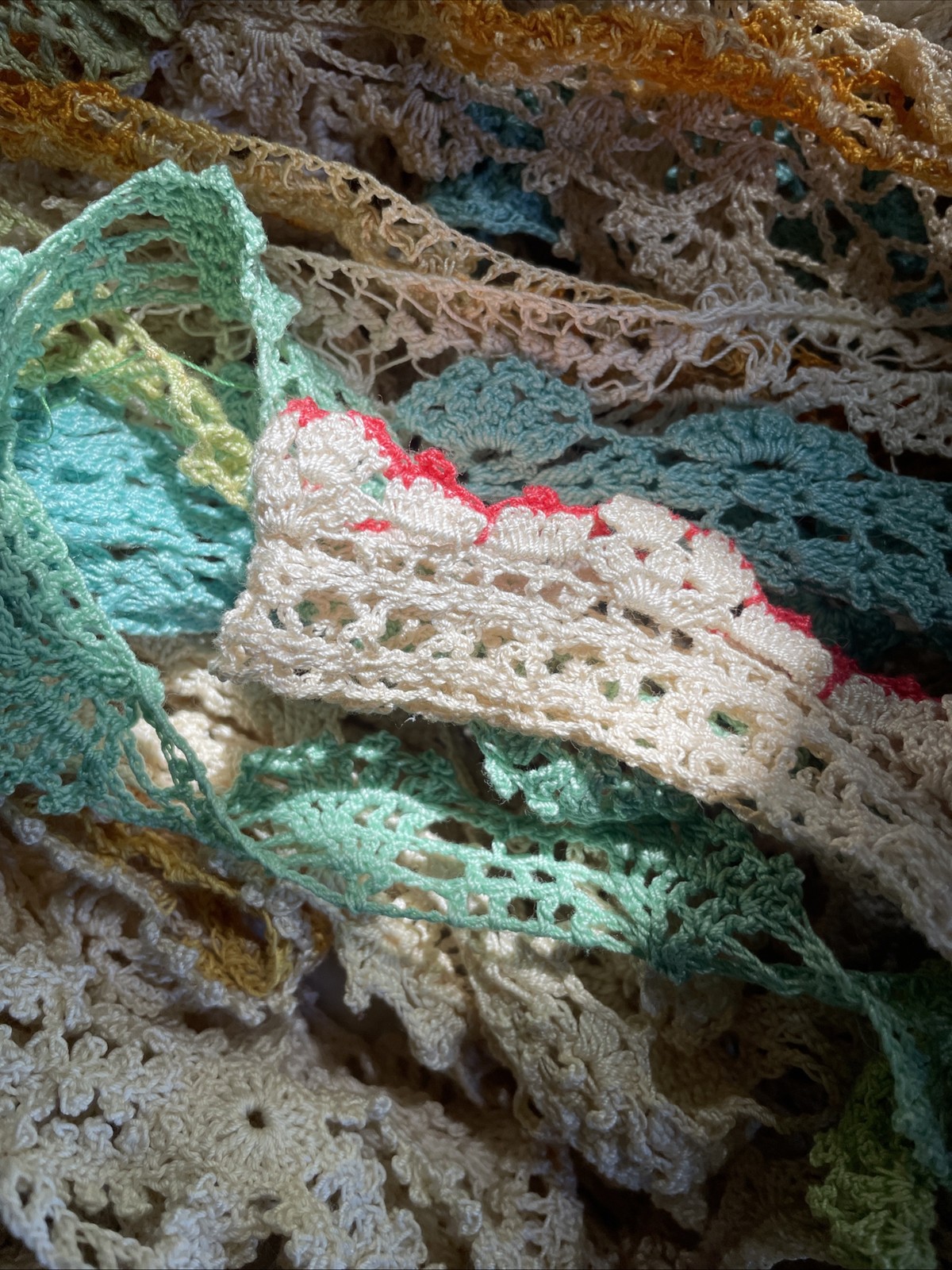 1+ lbs Vintage Lace Crochet Ribbon Trim Edging Remnants Scraps Sewing Craft 50pc