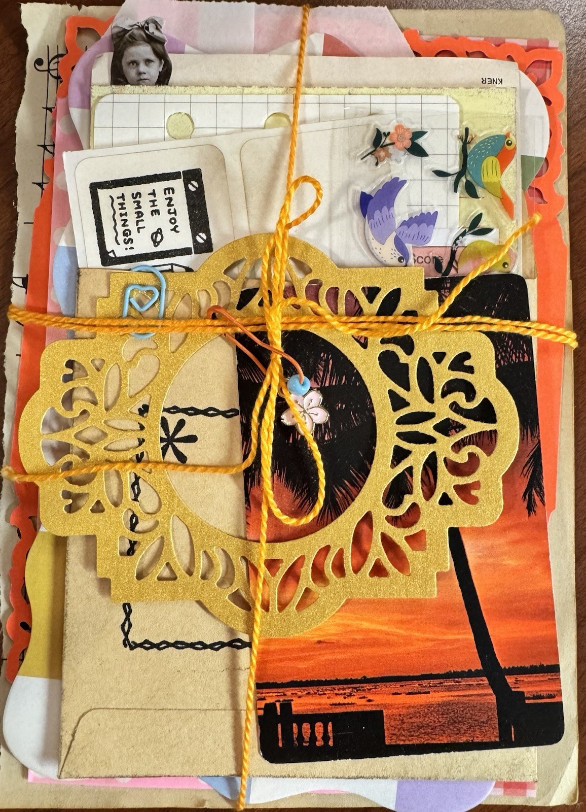 100+ Piece Junk Journal Supply Ephemera Vintage Modern Lot Paper Unique Mystery