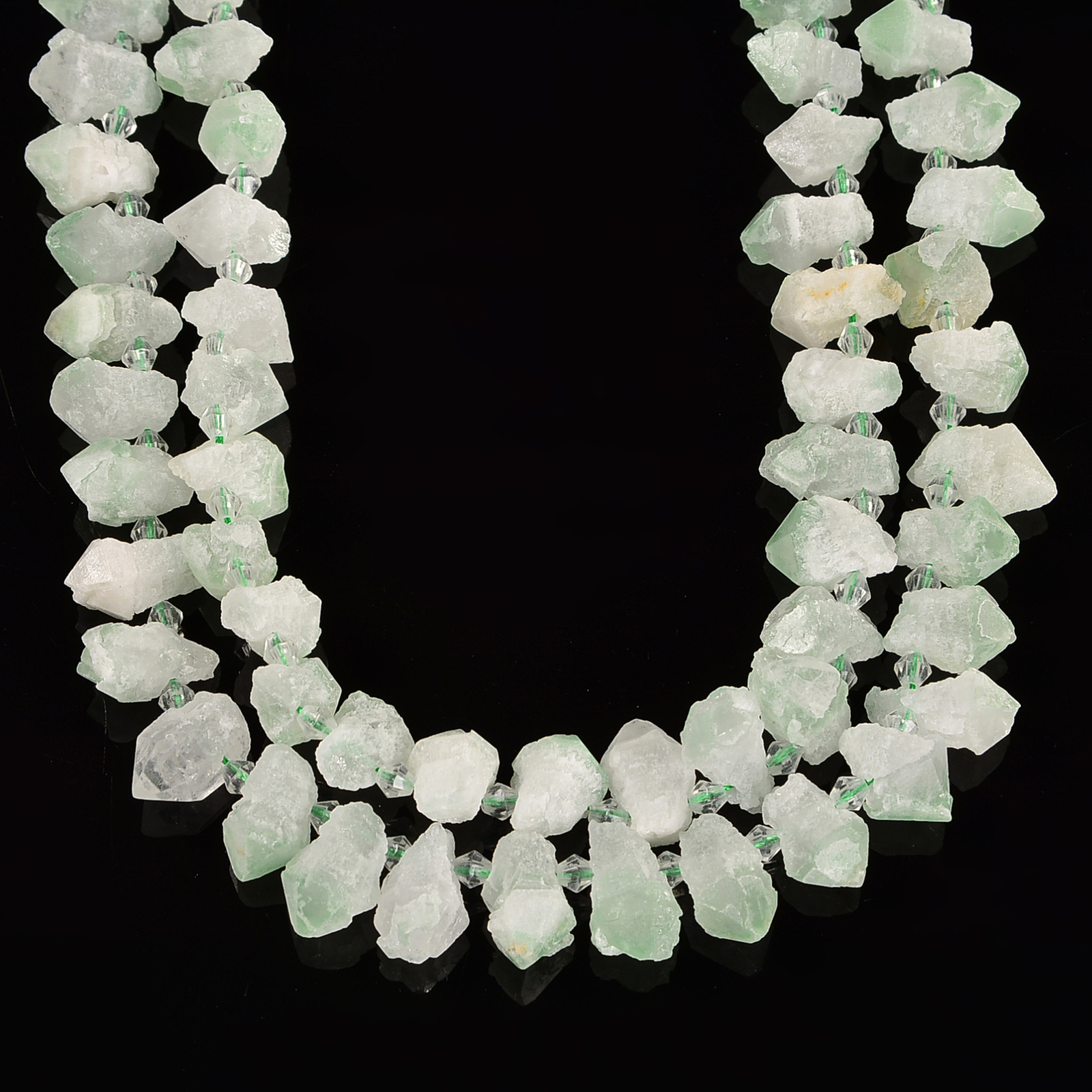Light Green Quartz Top Drill Rough Points Size 15-18mm 18-25mm 15.5” Strand