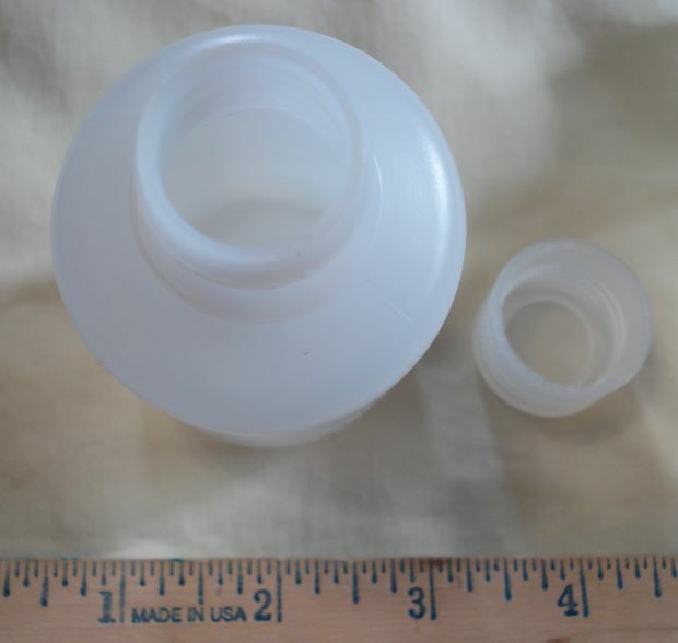 125ml (~4oz) Wheaton HDPE Plastic Bottle with Lid