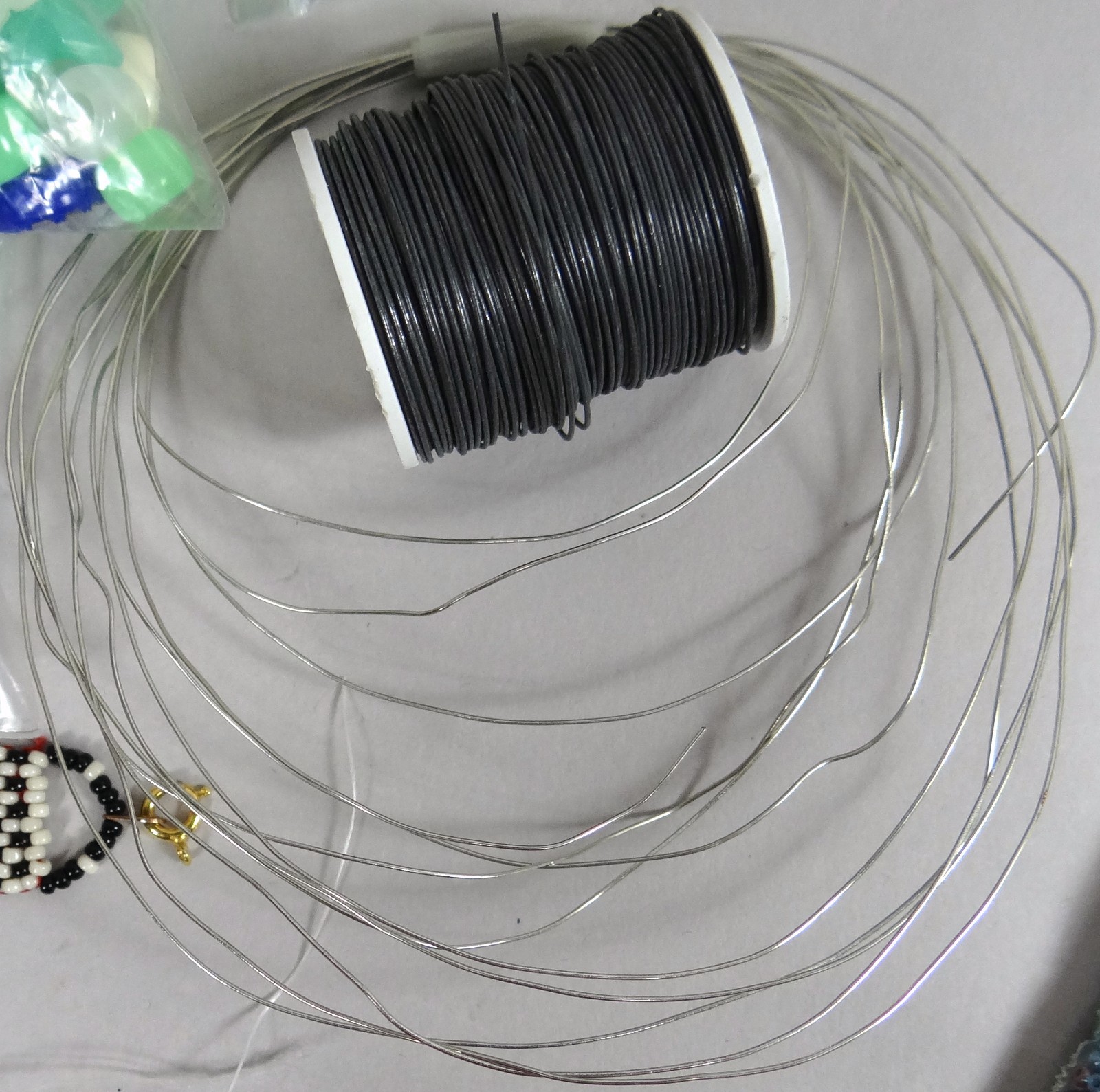 Jewelry Crafting Lot Glass Seed Beads Thread Wire 2 lbs Finished Partial Pieces