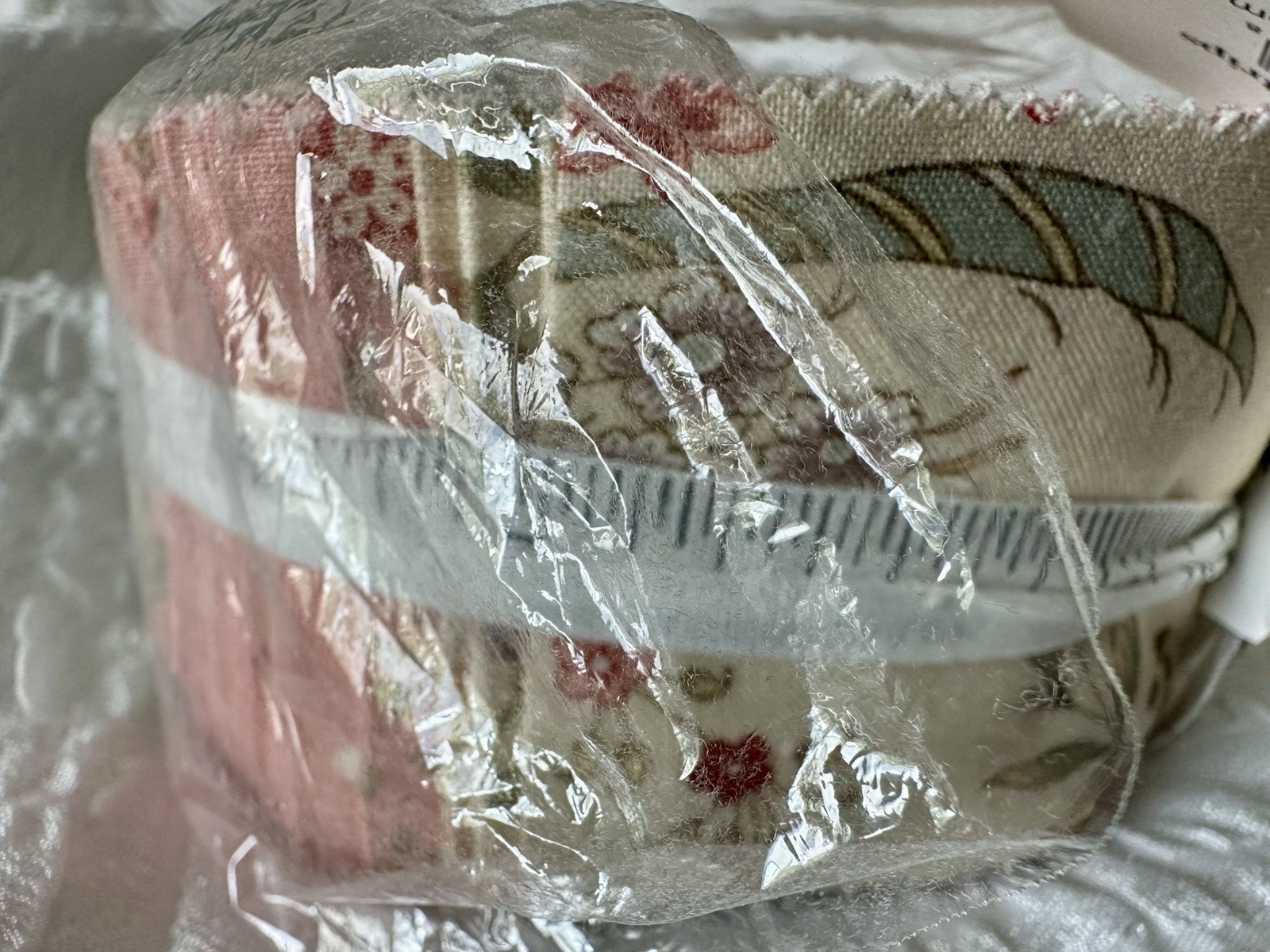 NIP VTG Hyde Park Blackbird Designs Moda Jelly Roll 2760JR Precut Cotton HTF OOP