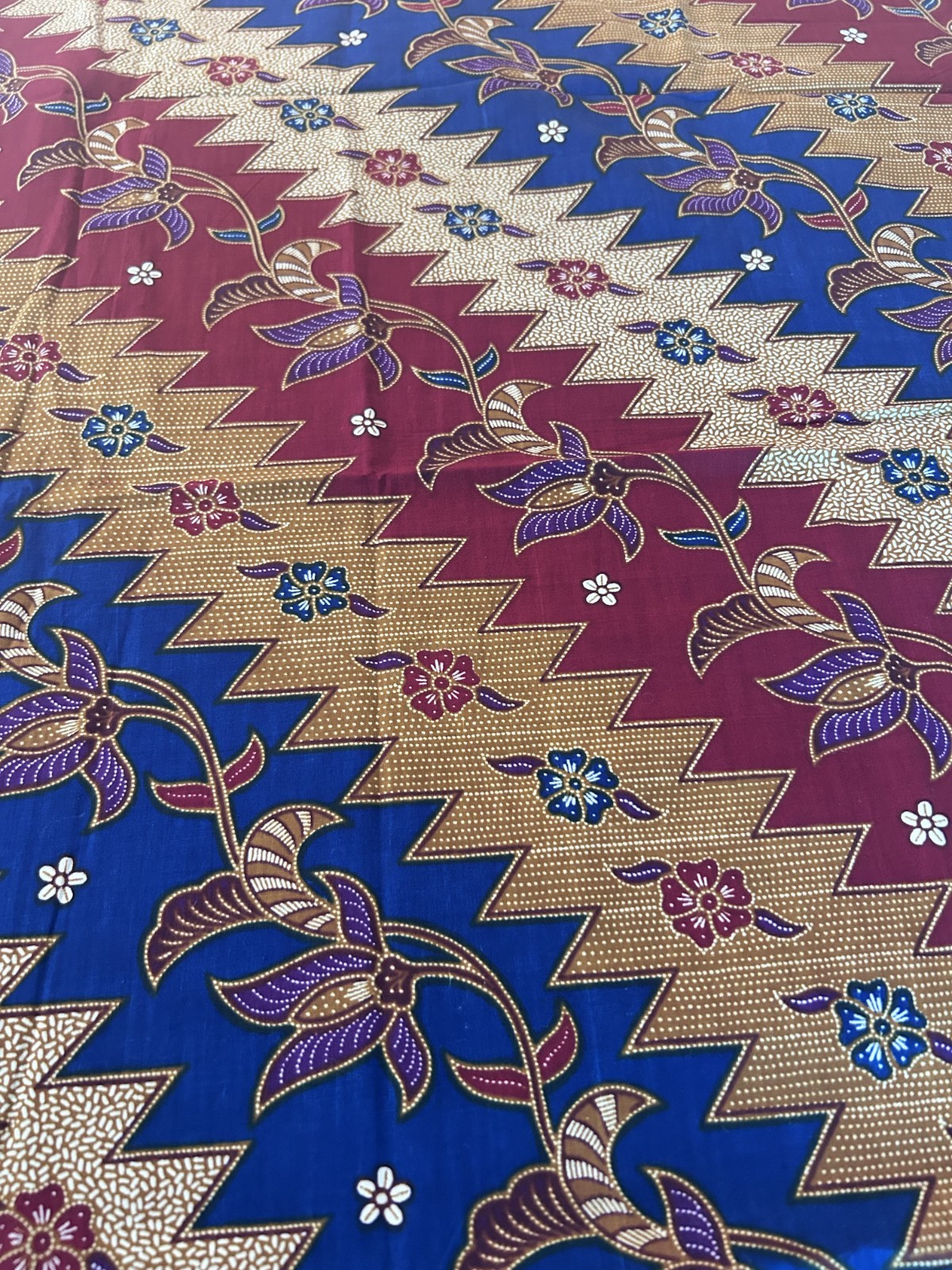Vintage Indonesian Batik Fabric Cotton Floral Geometric Blue & Red Sarong 75×46