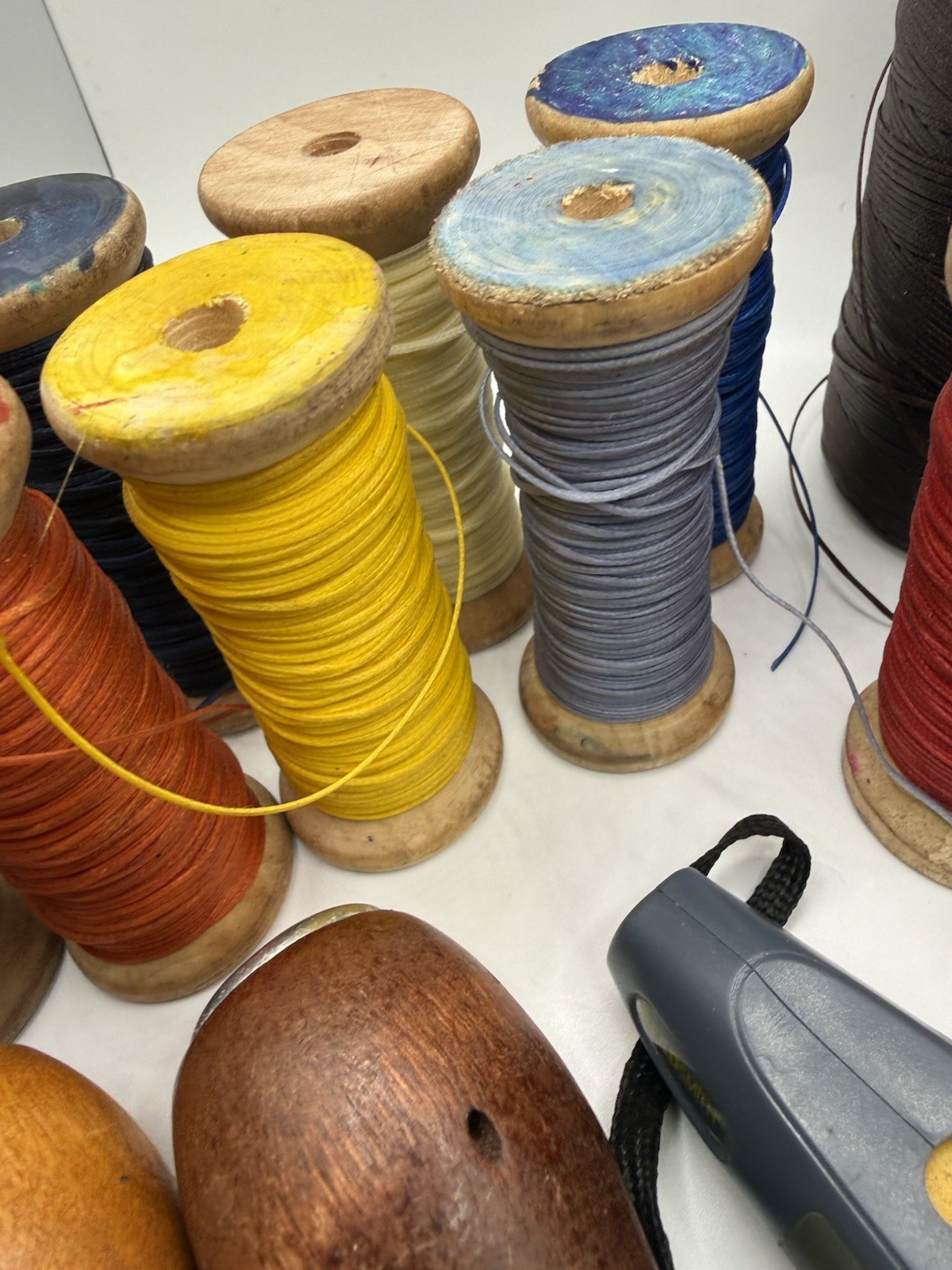 Ritza 25 Tiger Thread 1.0mm Waxed Thread Lot + Leatherworking Tools Huge Bundle