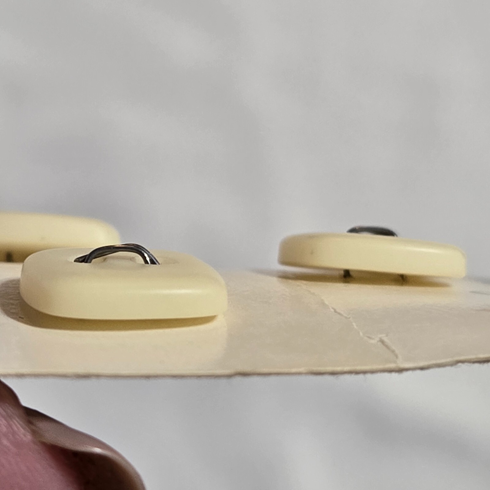 Lansing Vintage Buttons 3 Flat Cream Ivory Square 1/2″ 12mm Size 20 2 Hole 1209