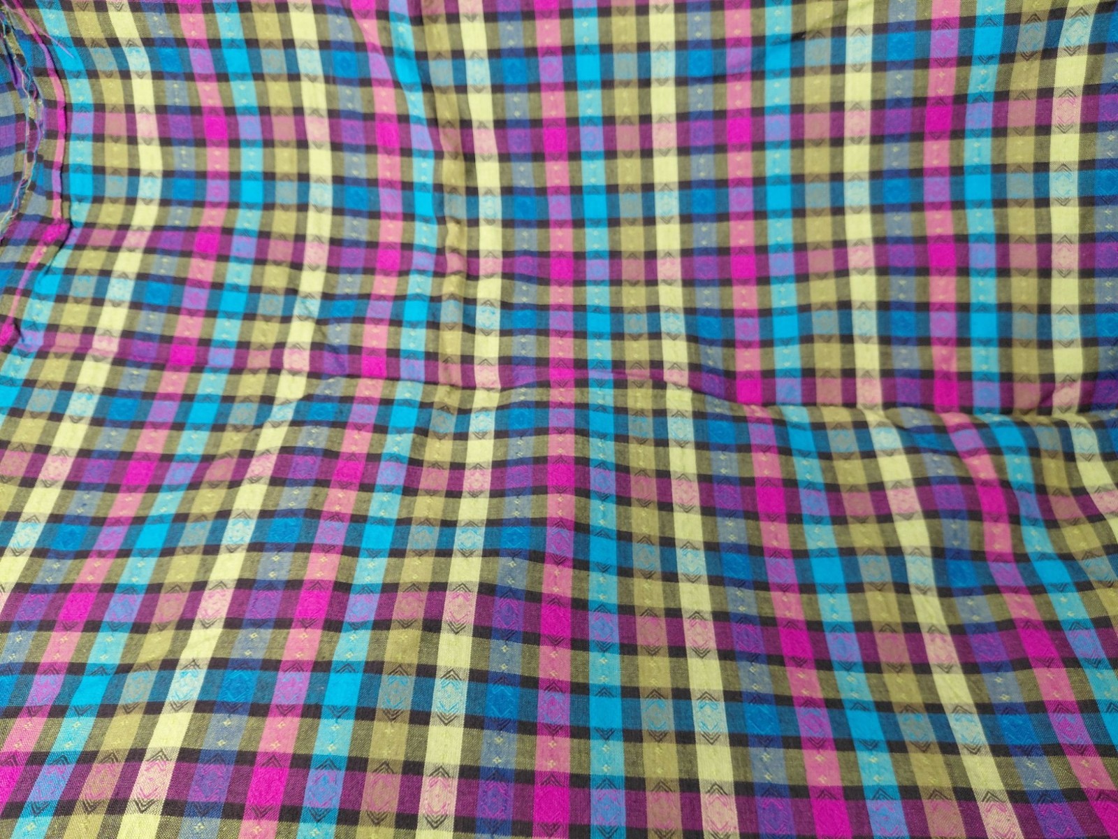 Jewel Tone Plaid Sew Fabric W/Small Arrow Pattern 4.5 Yards 45″ Wide Multicolor