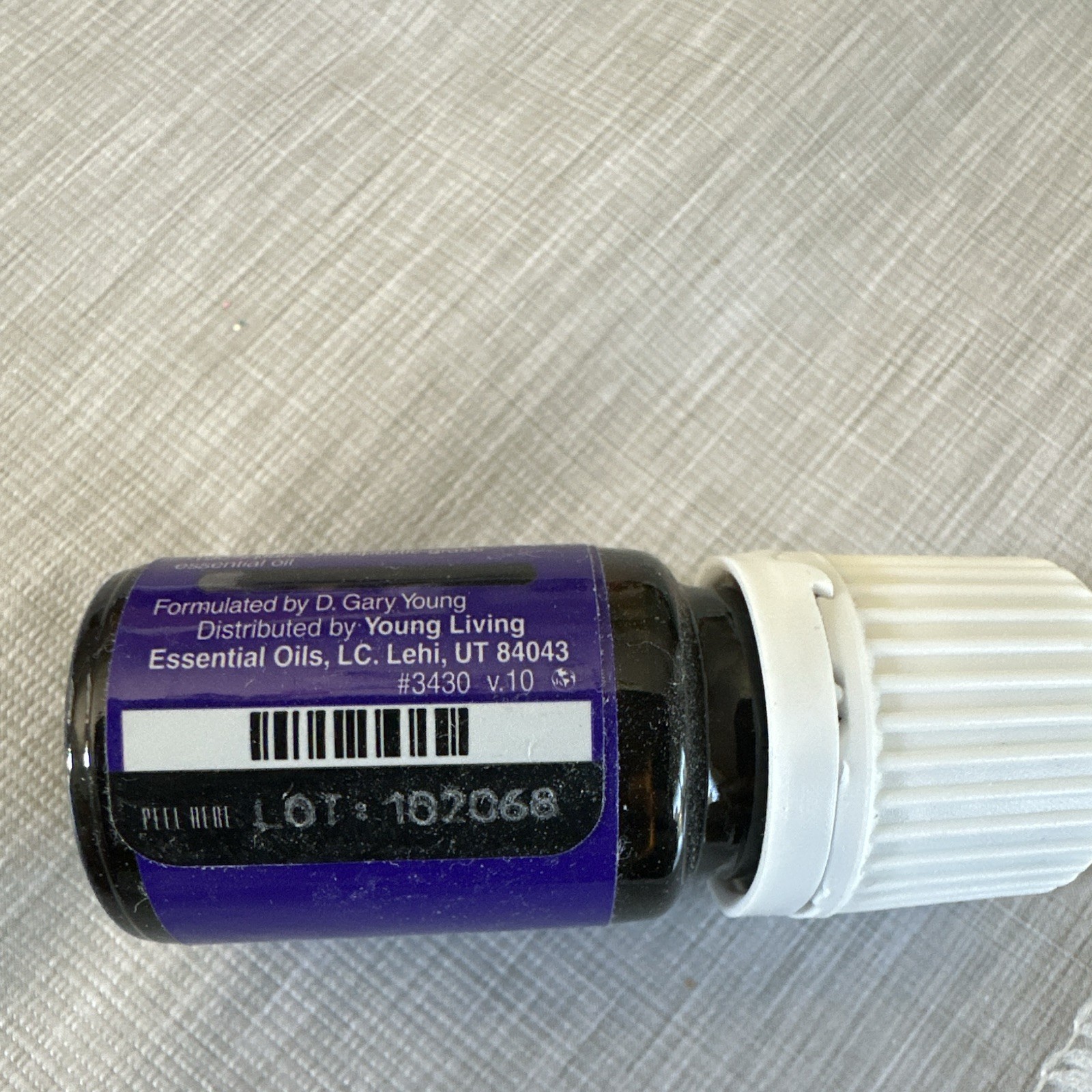 Young Living Valor Essential Oil Blend 0.17 fl oz / 5 ml Bottle MPN 3430