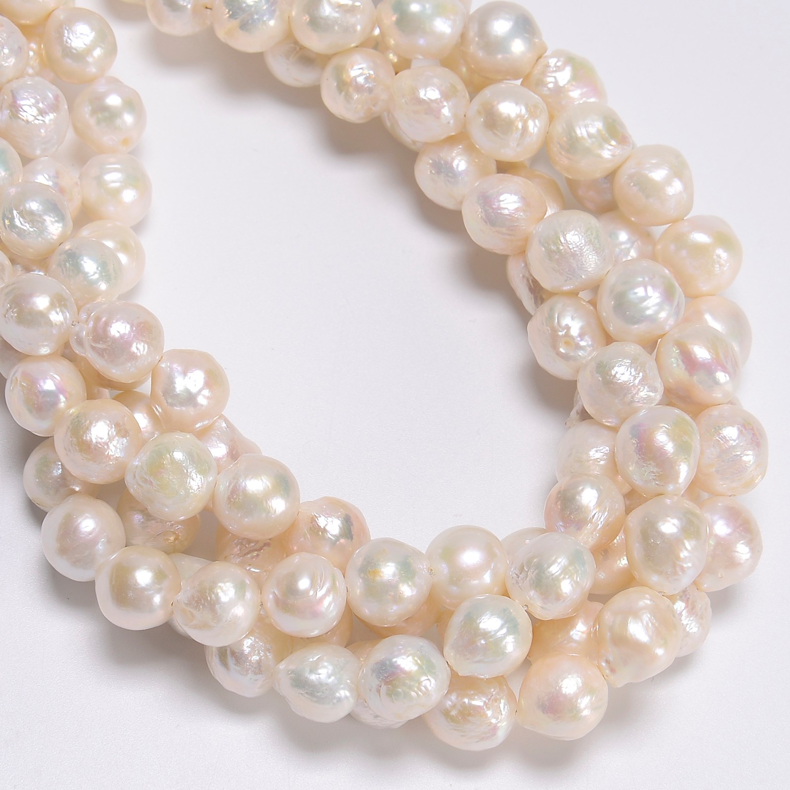 White Fresh Water Pearl Baroque Drop Shape Beads Size 10-11×11-12mm 15.5”Strand