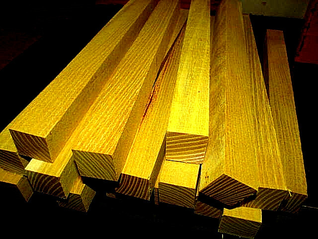TWENTY (20) PIECES 12″ LONG OSAGE ORANGE PEN / SPINDLE LATHE BLANKS 1 X 1 X 12″