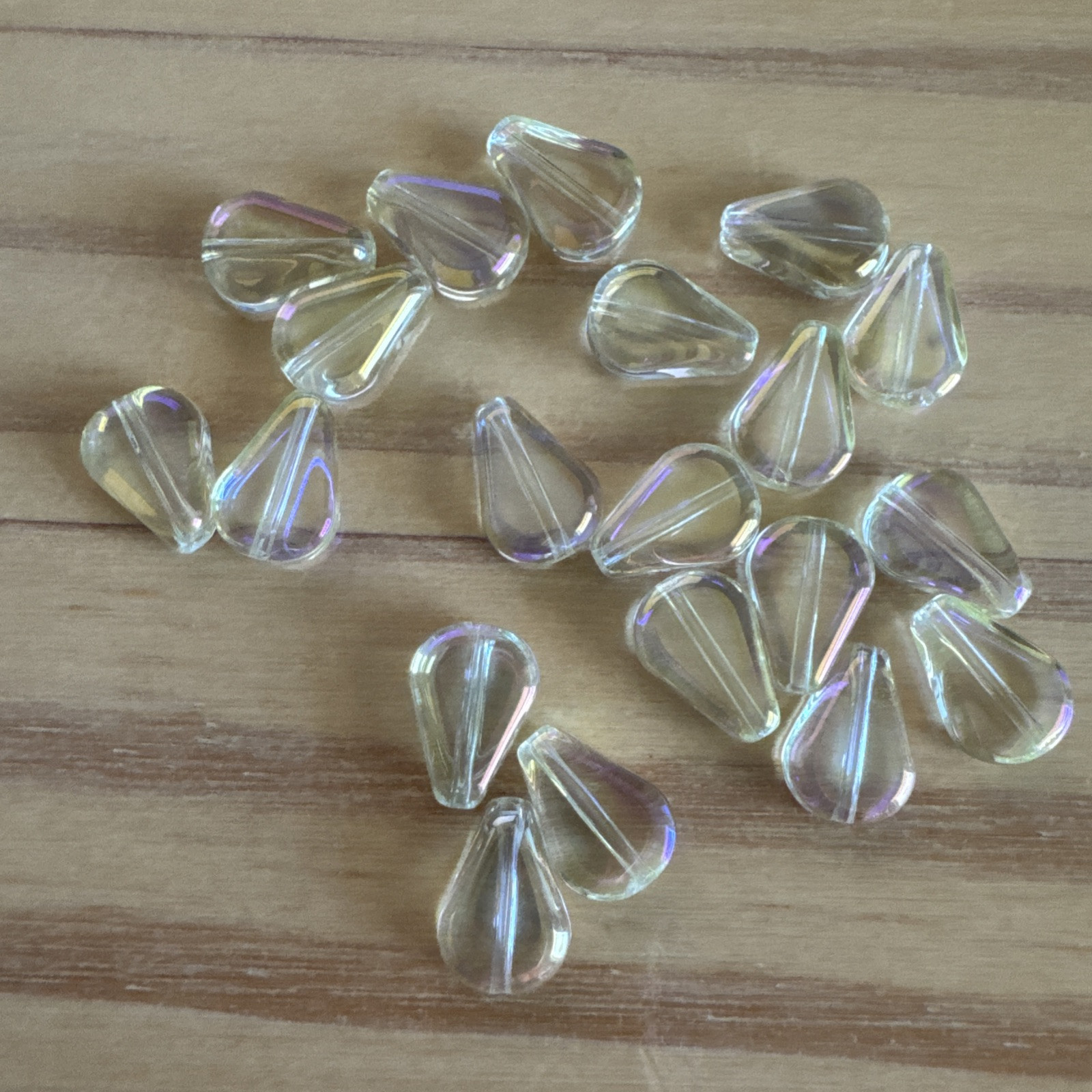 20 PALE CLEAR YELLOW FLAT TEAR DROP ELECTROPLATED GLASS BEADS 11mm Jewelry