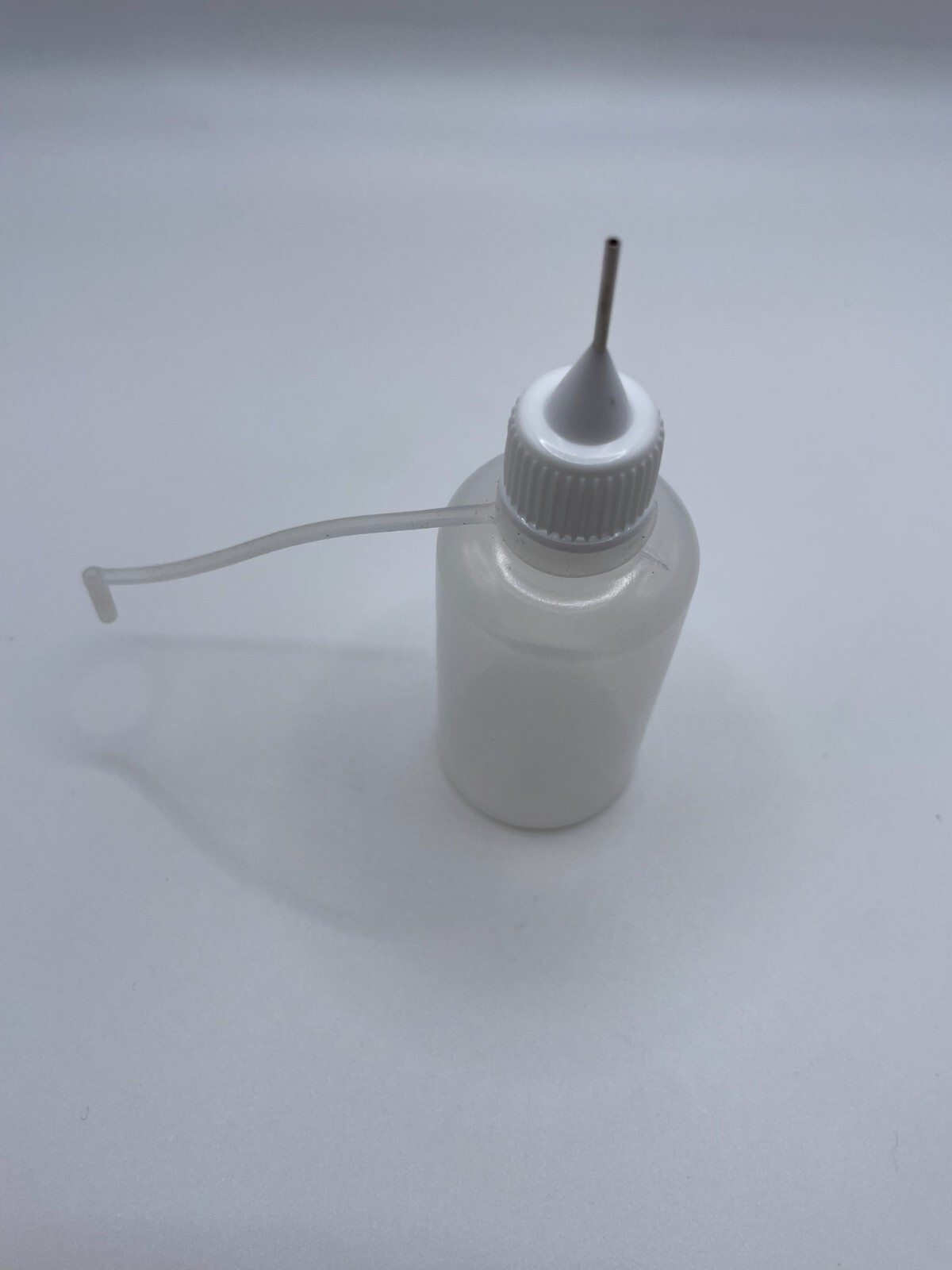 Glue Bottle 30ml Squeeze Plastic with Needle Applicator Great for Repair