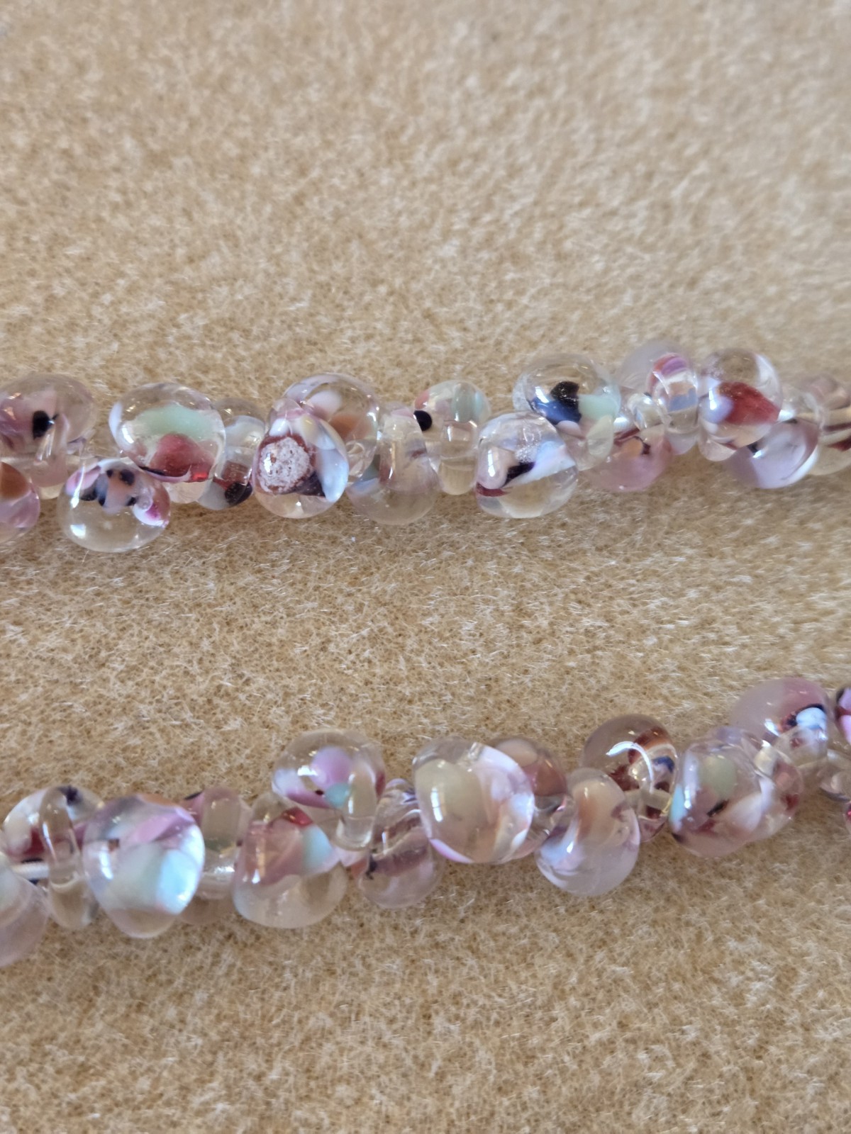 Unicorne Teardrop Glass Bead Strand, 9-10mm, First Love(Pink Multi), 25 Bead Std