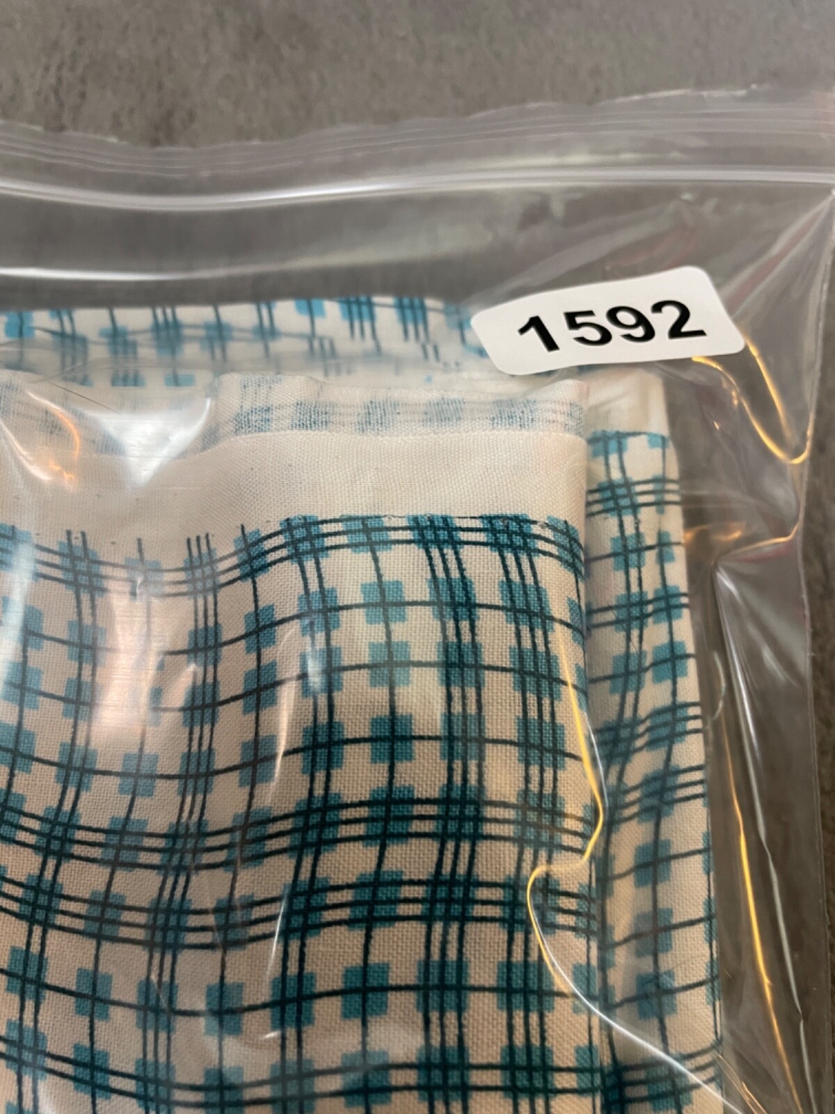 Fabric Lot 2 Yards 26 Inches 42 W Wavy Checks Stripes Turquoise Aqua White