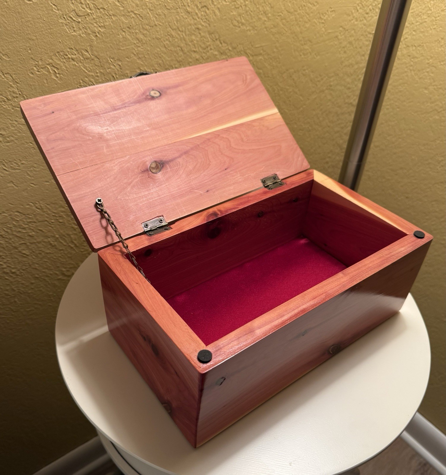 Handmade Aromatic Red Cedar Wood Keepsake Box! Acrylic Clear Coated! Brand New!