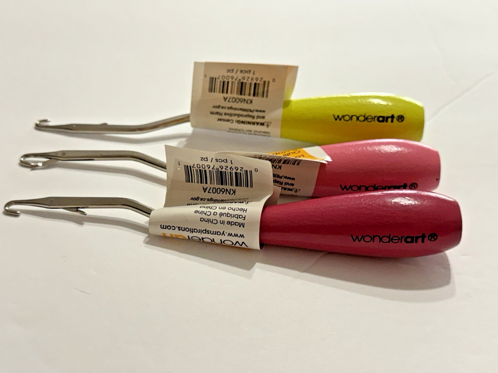 Wonder Art Latch Hook Tools – NEW – Various Colors, Quantity Discounts!