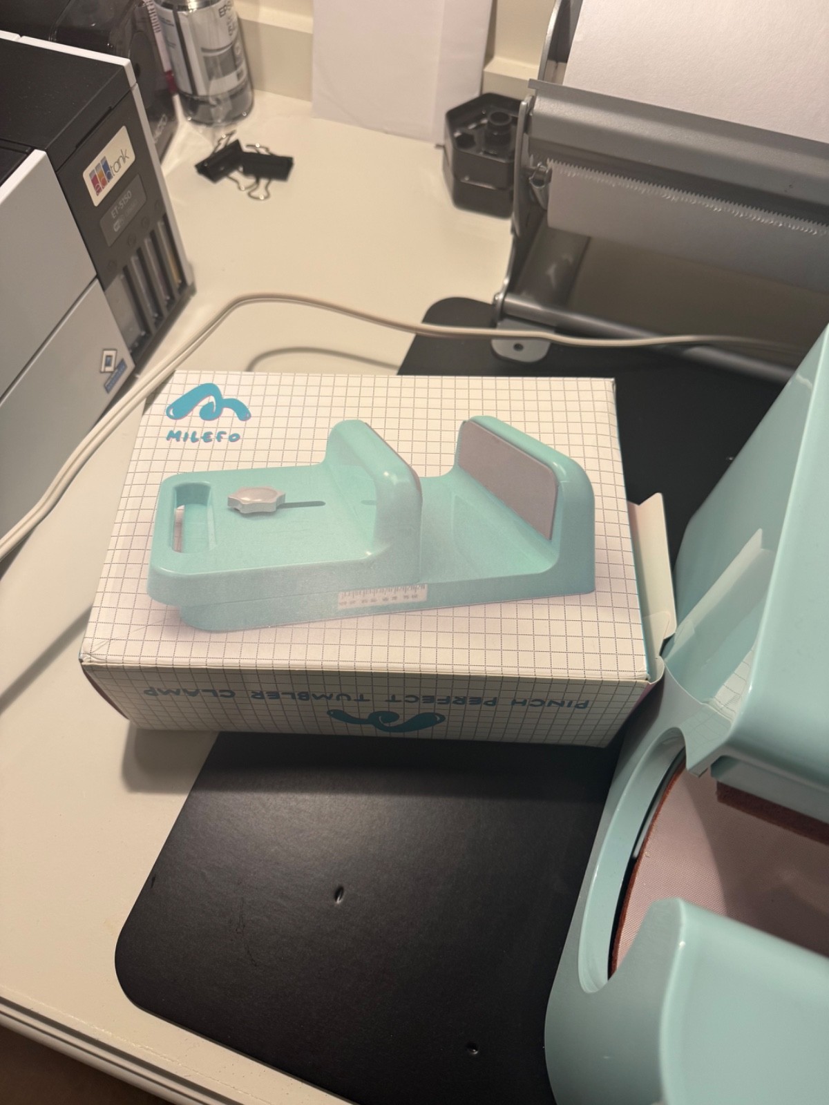 Craft room clean-out! Barely used HTVRONT tumbler press bundle at a great price