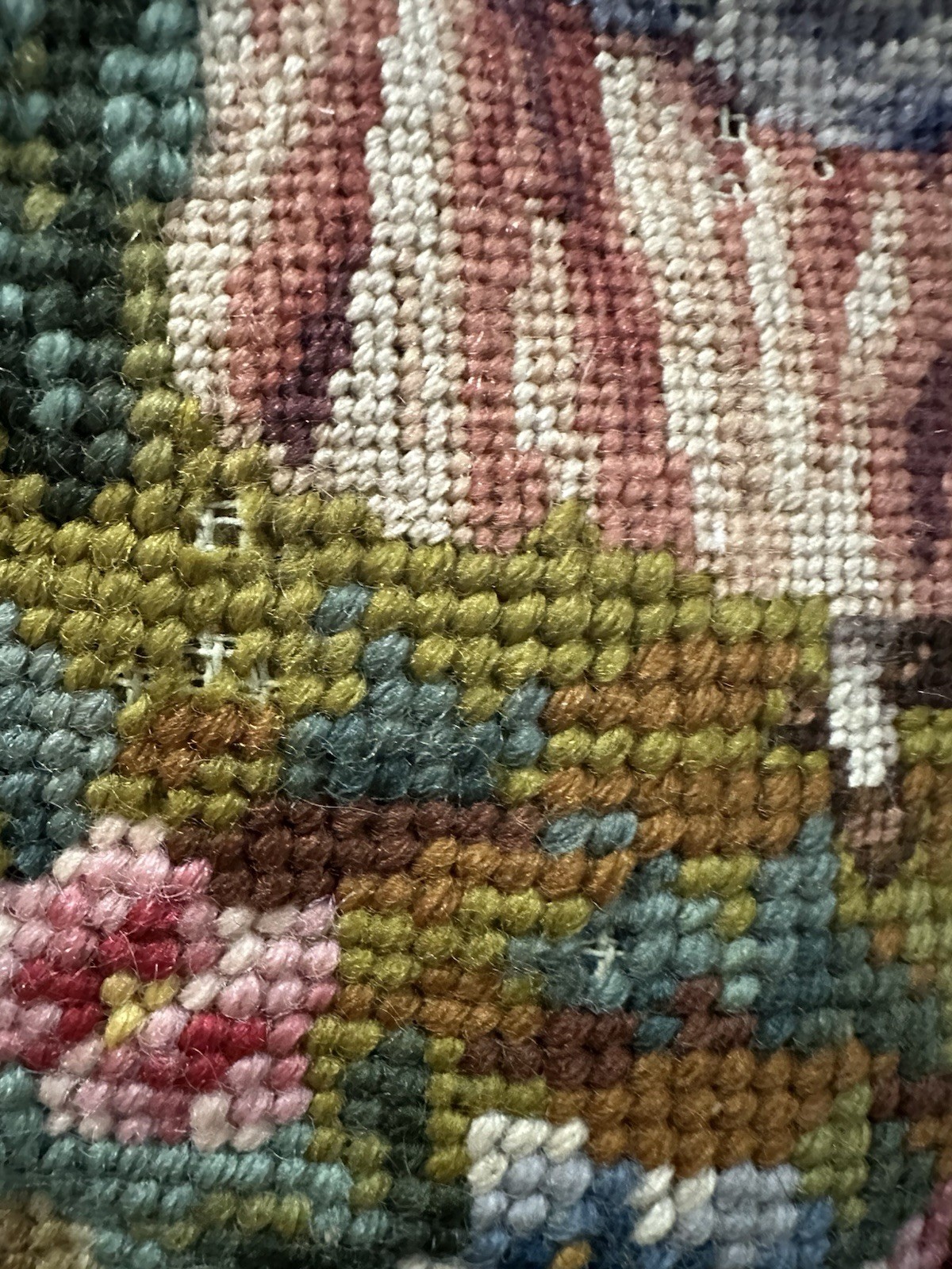 Jolles Austria Tram petit Needlepoint Tapestry Victorian Couple Blue floral