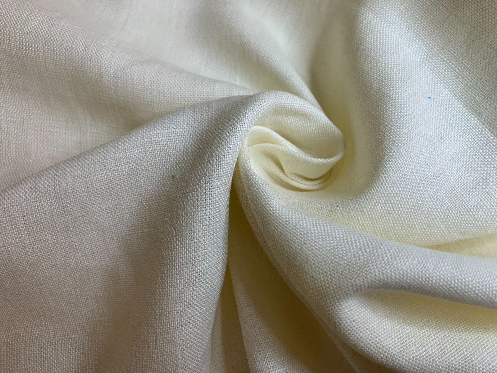 Ivory Medium Weight 272 gsm 100% Linen 42″x57″ Remnant Sale #41