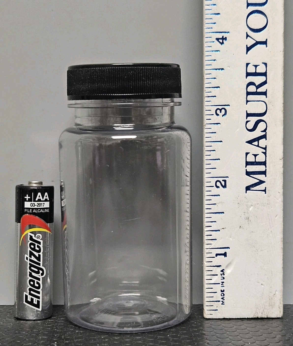 55 Clear Plastic Bottles With Lids