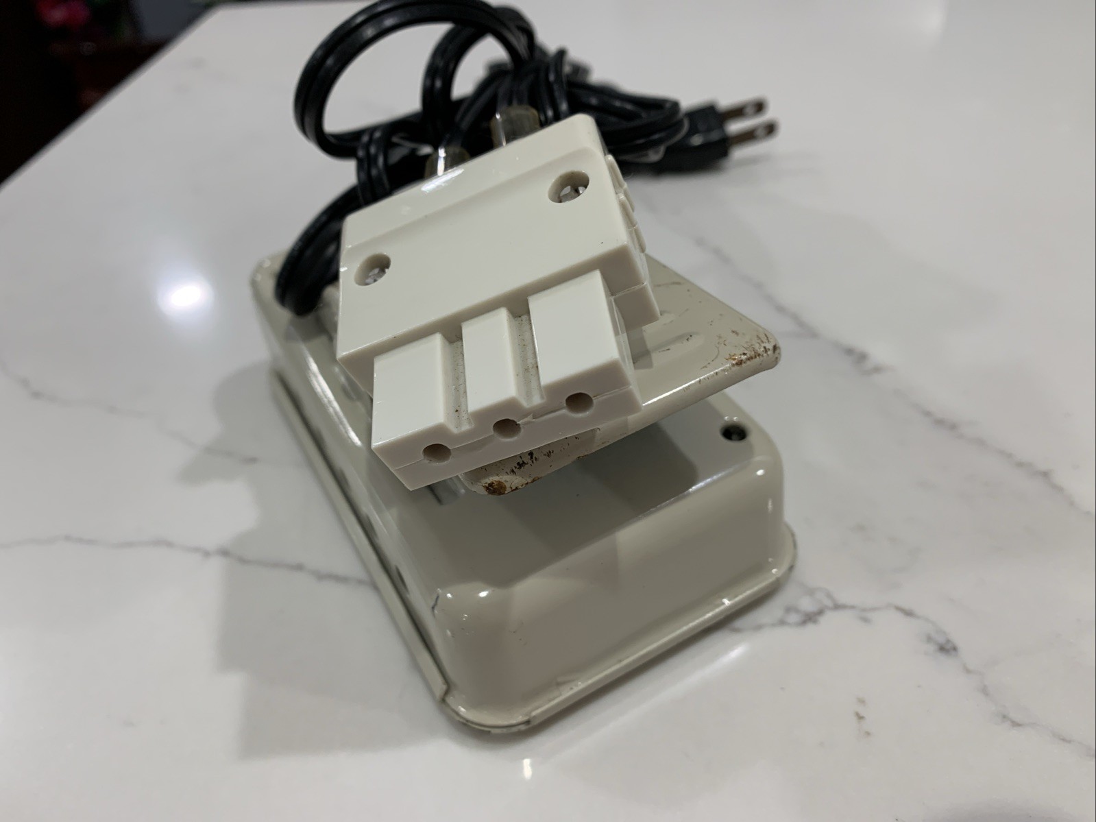 Brother Model G Sewing Machine Foot Pedal 3-Prong VX-970 VX-780 VX-75 1.0A-115V