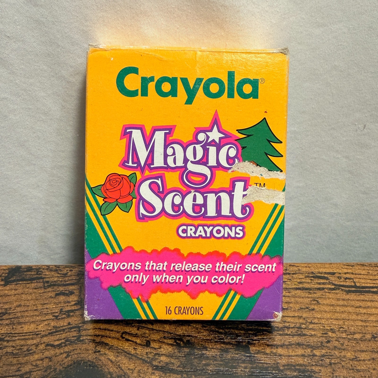 Crayola Magic Scent Crayons 16 ct Vintage 1994 used condition-see description