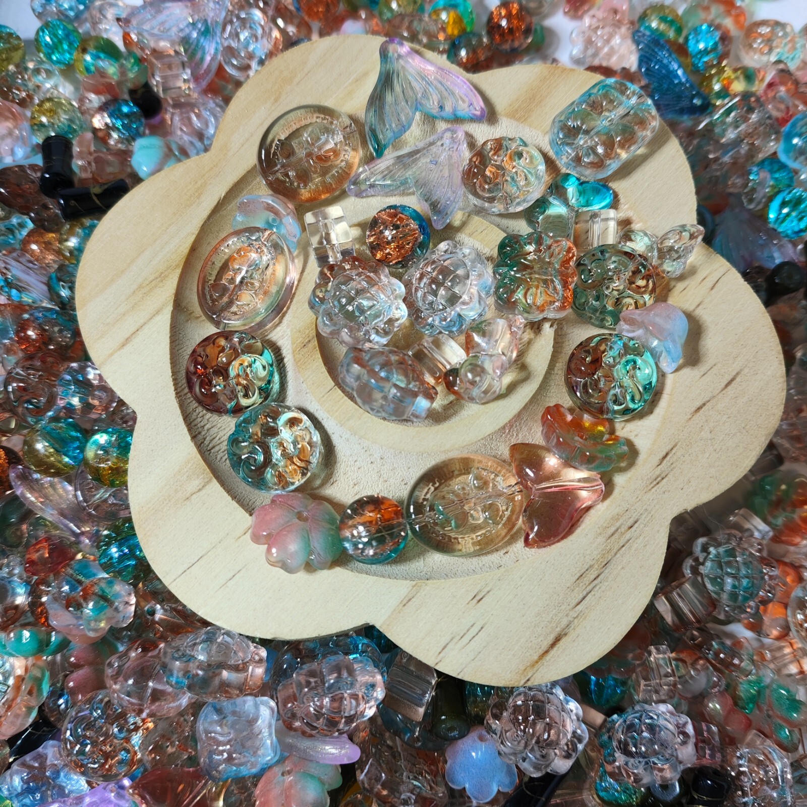 100g Glass beads lot jewelry making mix variety bead supplies Read Description